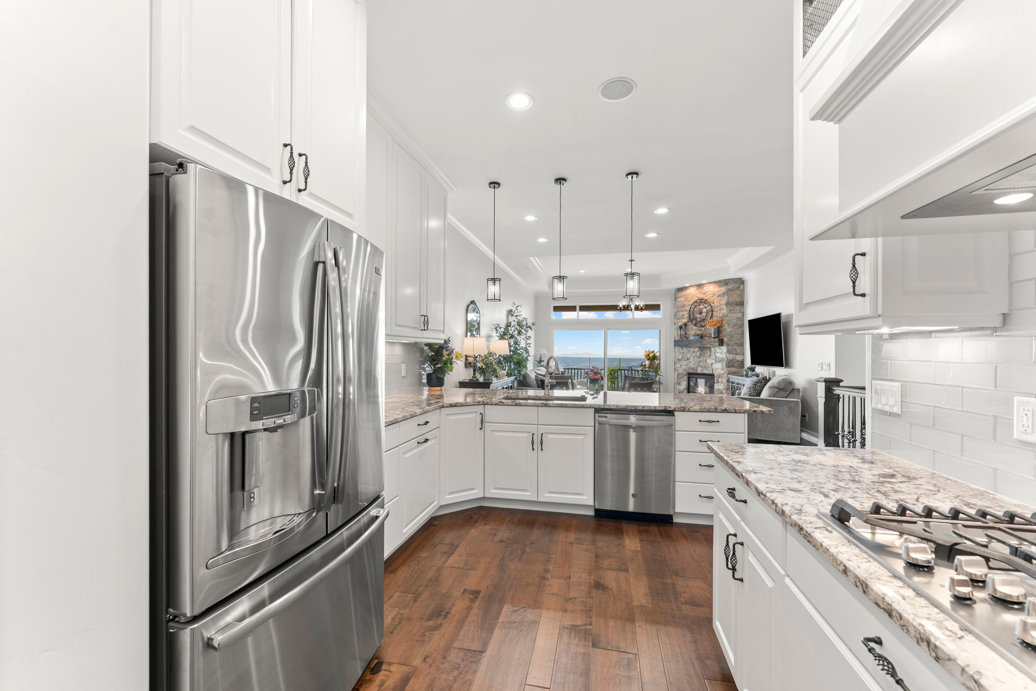 SUNSET RIDGE AT SOUTH MOUNTAIN - Residential