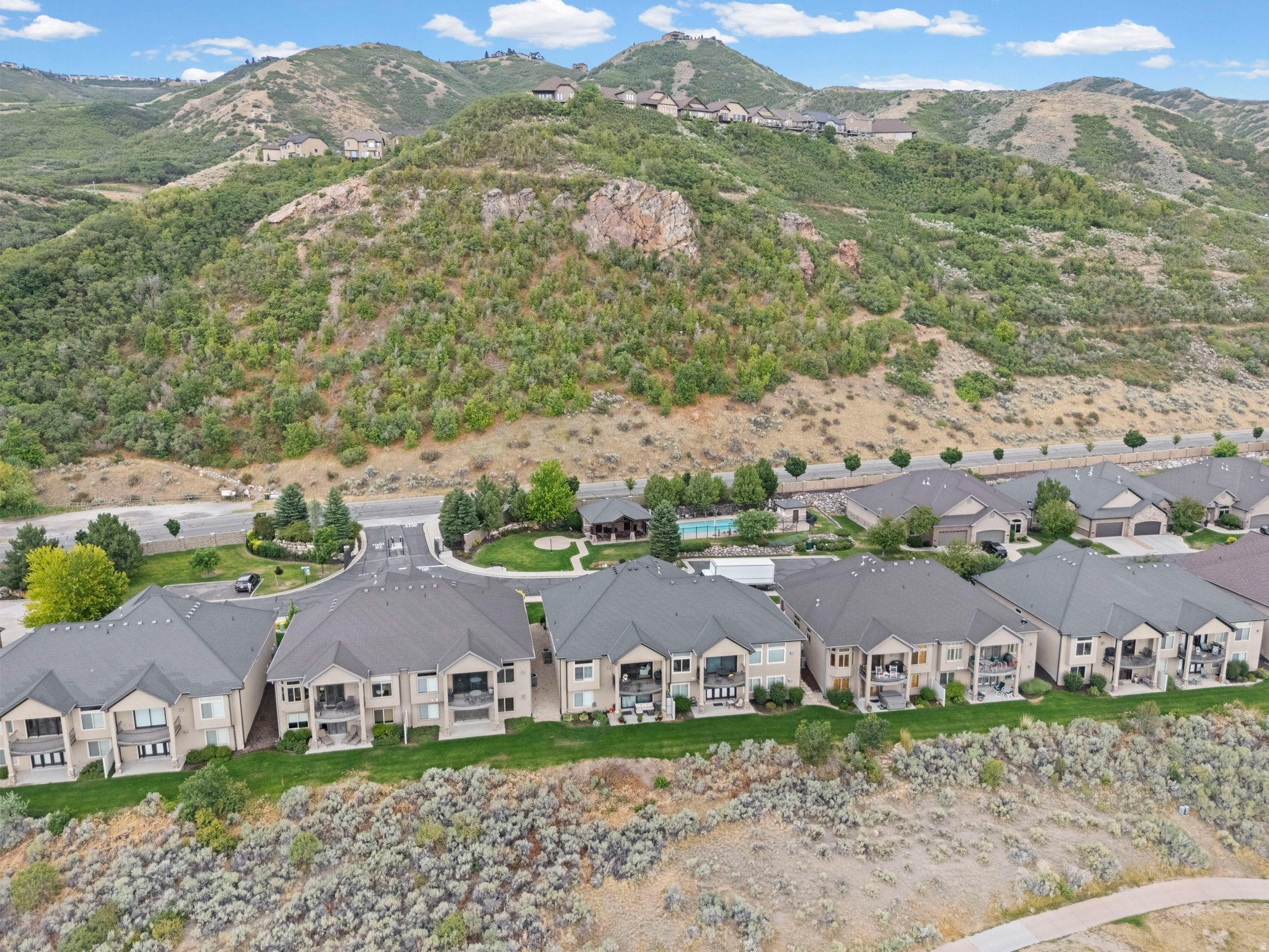 SUNSET RIDGE AT SOUTH MOUNTAIN - Residential