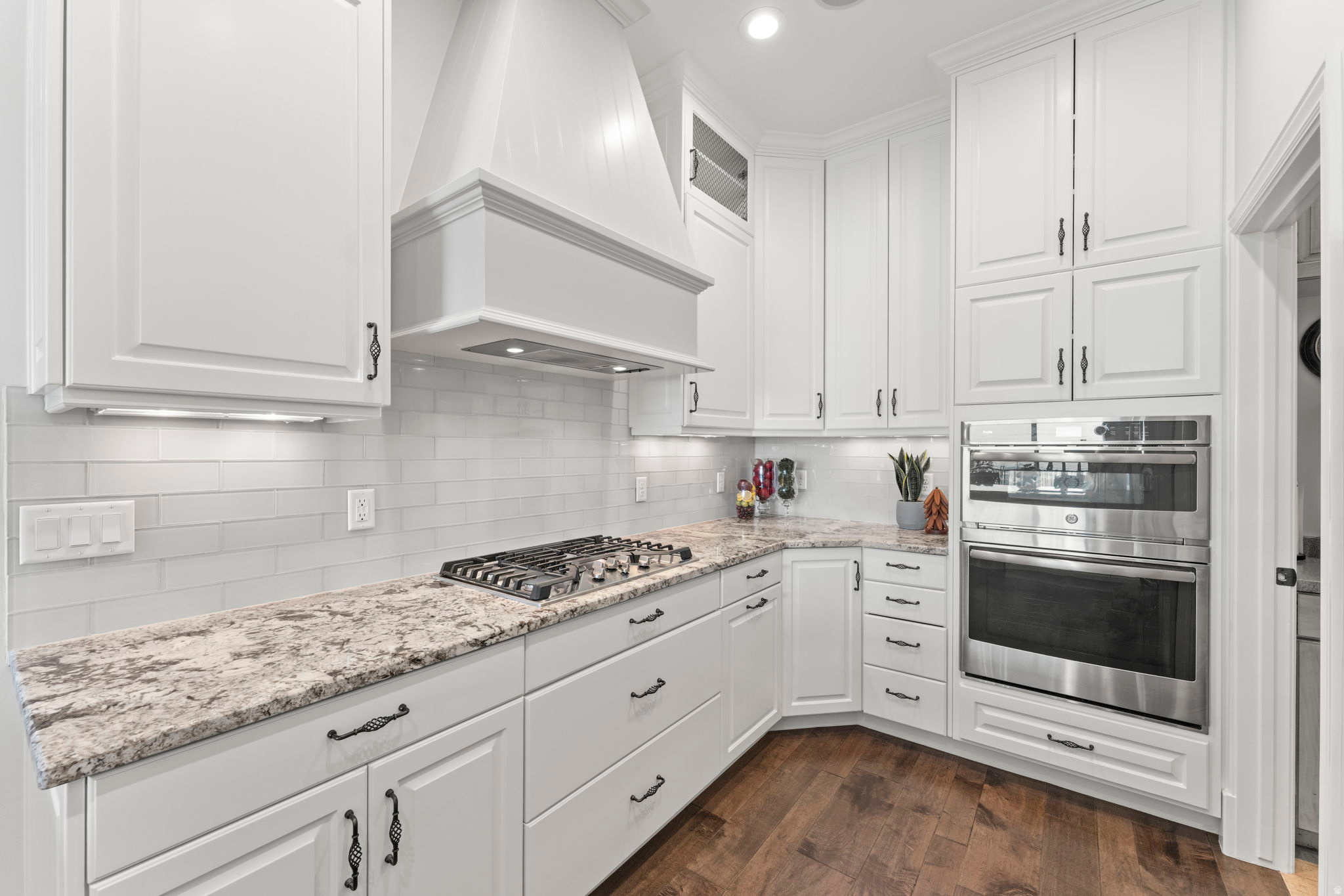 SUNSET RIDGE AT SOUTH MOUNTAIN - Residential