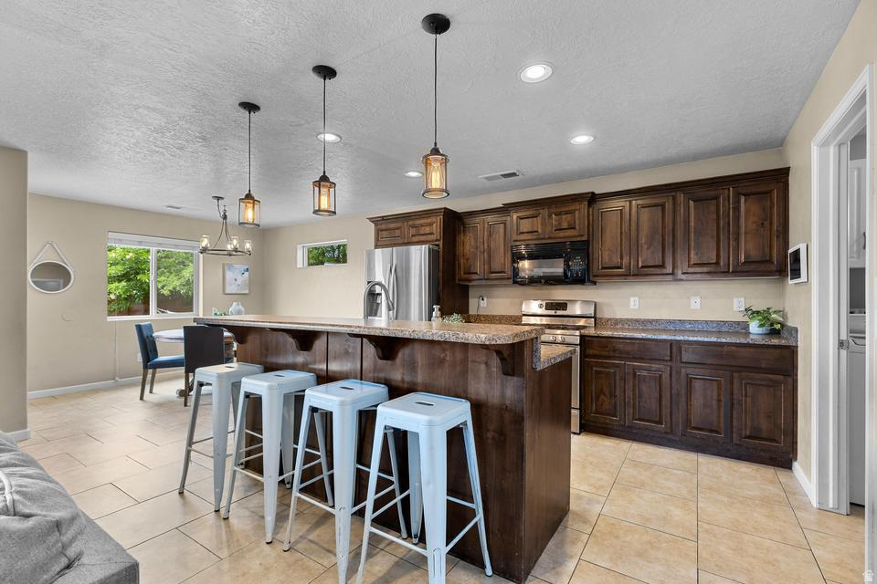 QUAIL COVE SUB - Residential