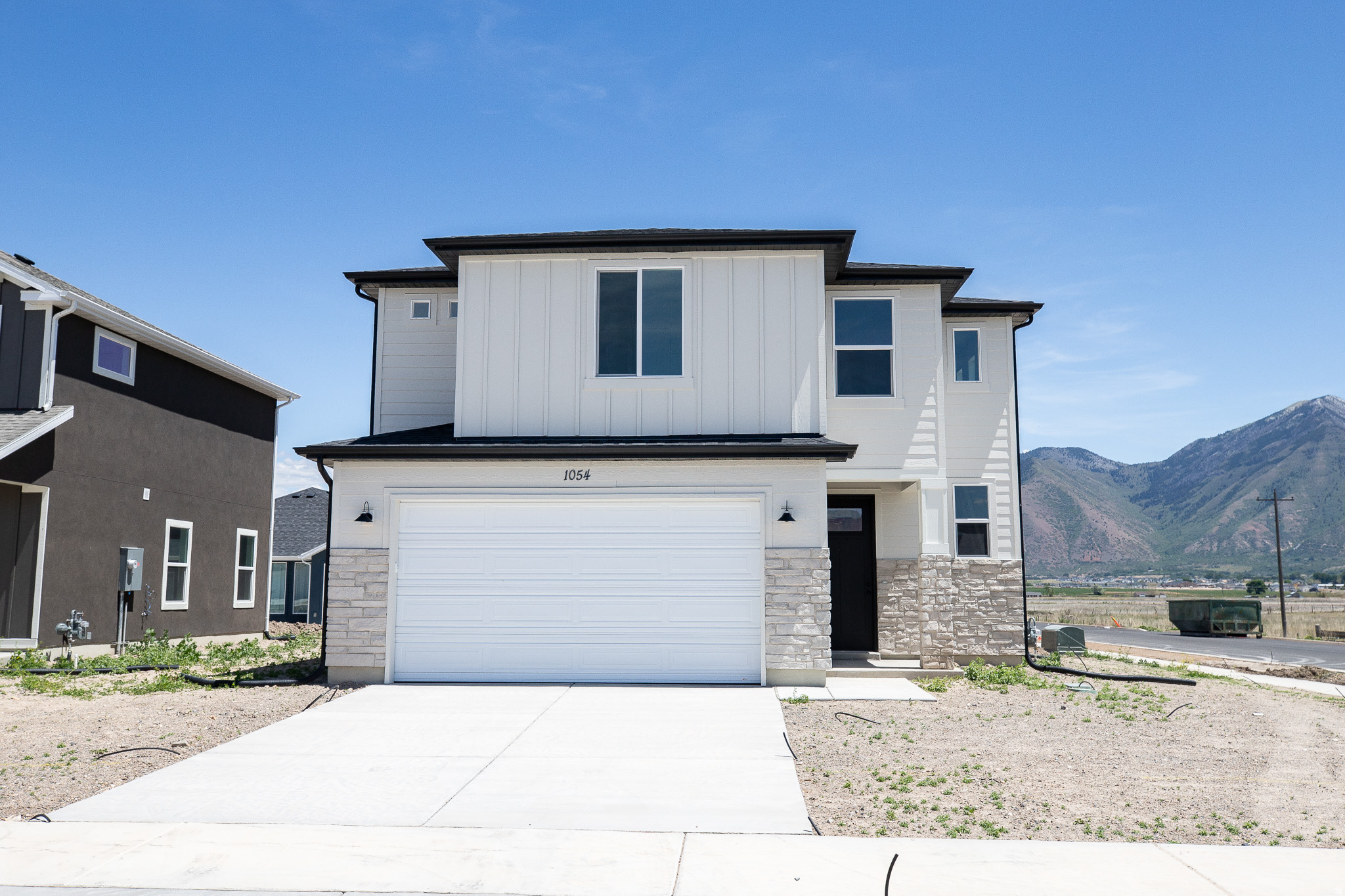 ARROWHEAD SPRINGS - Residential