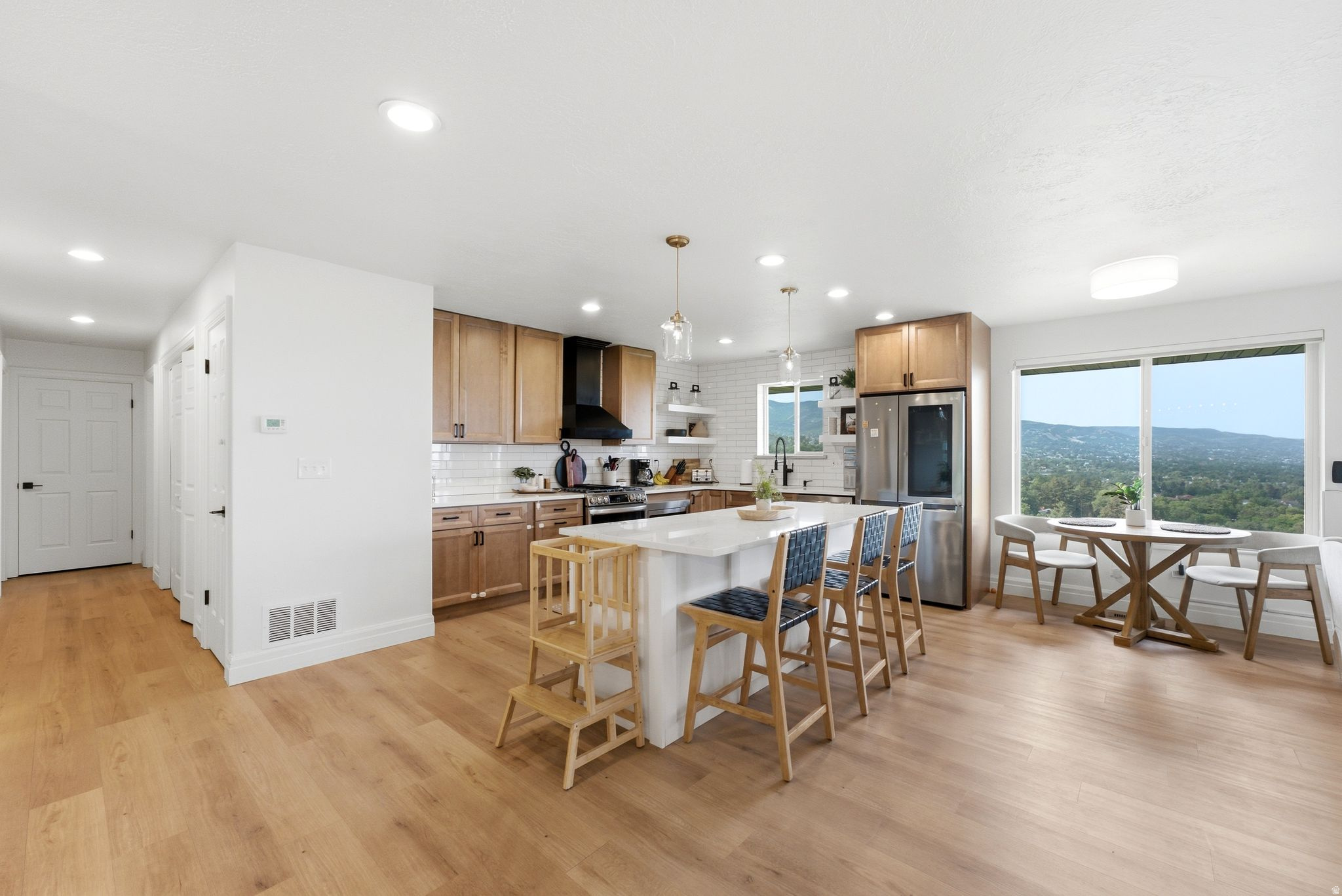 QUAILBROOK - Residential