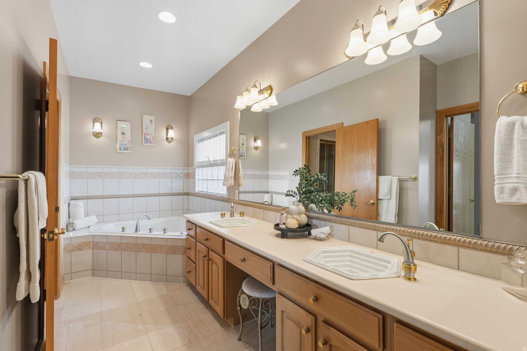 BENCHMARK - Residential