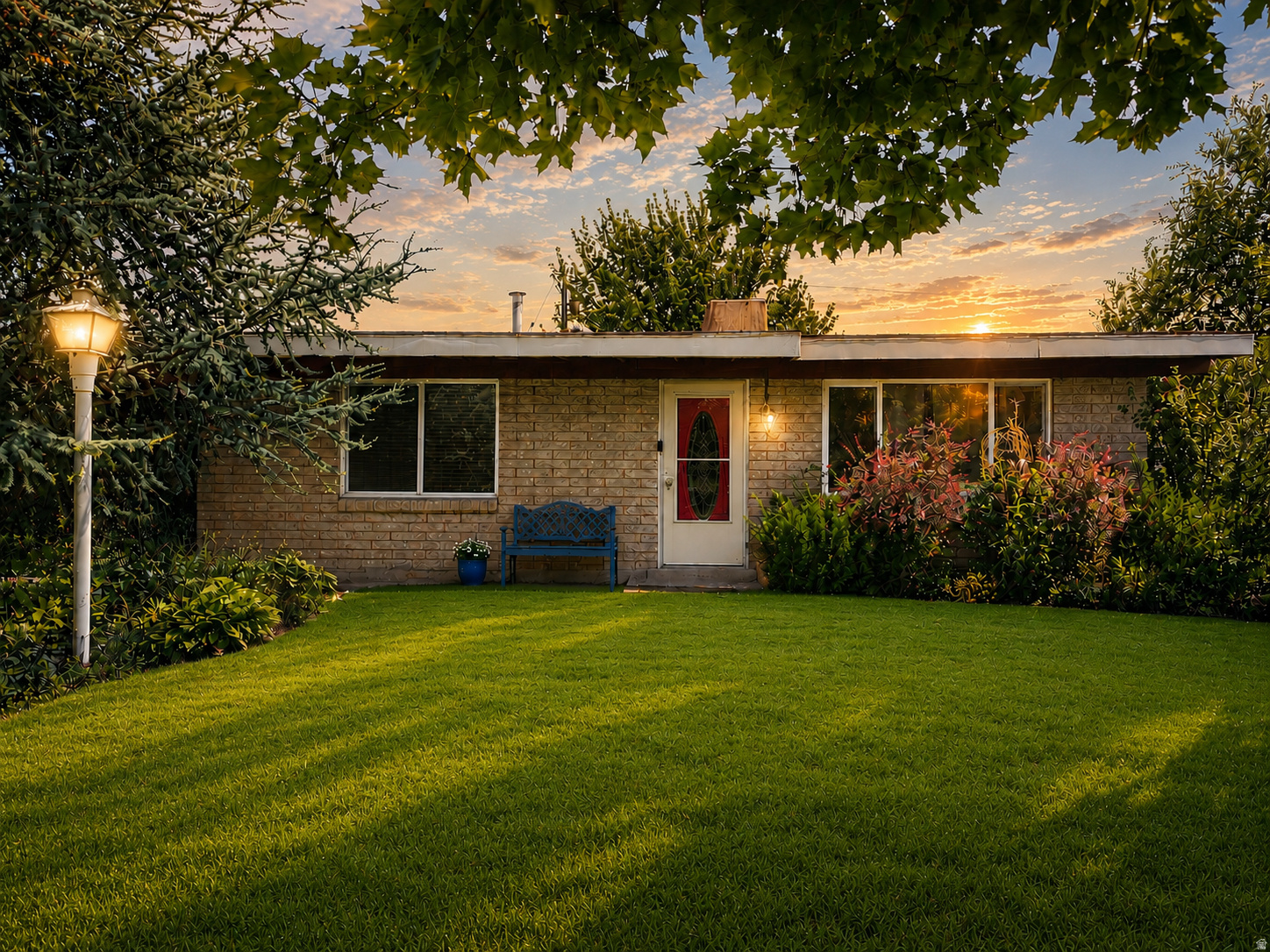 MONROE GARDE - Residential