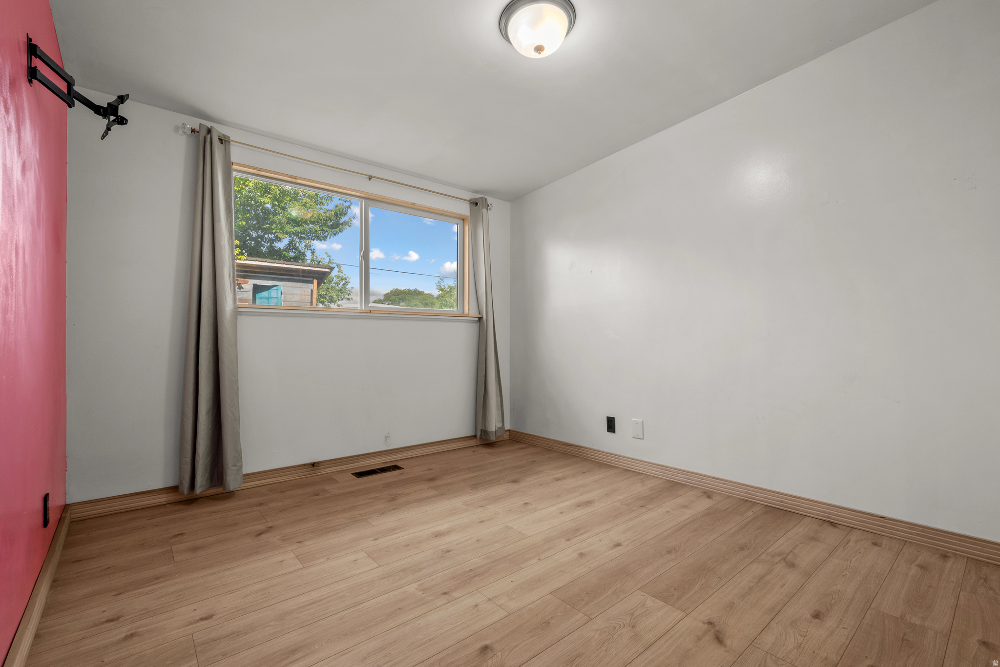 MONROE GARDE - Residential