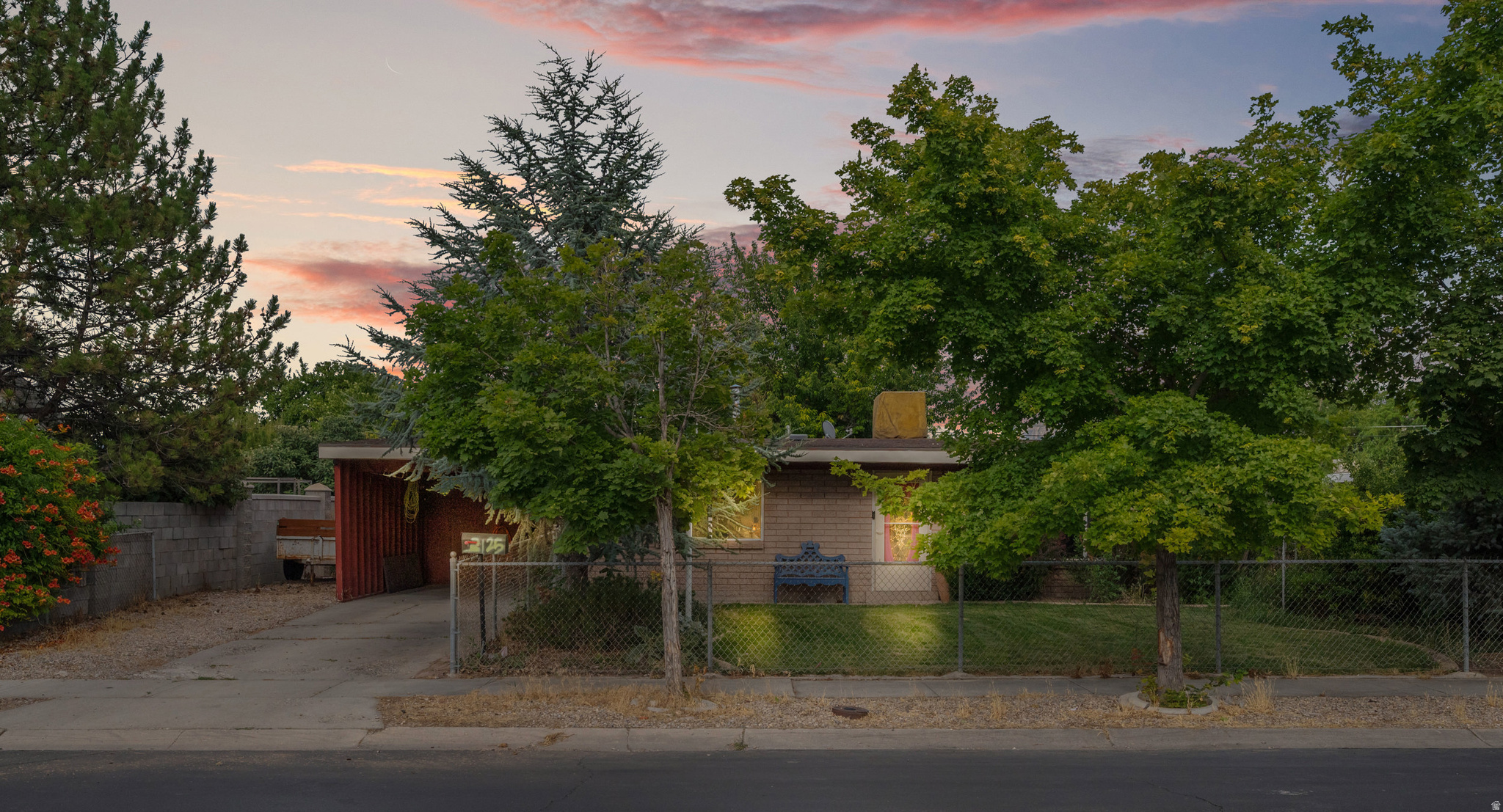 MONROE GARDE - Residential