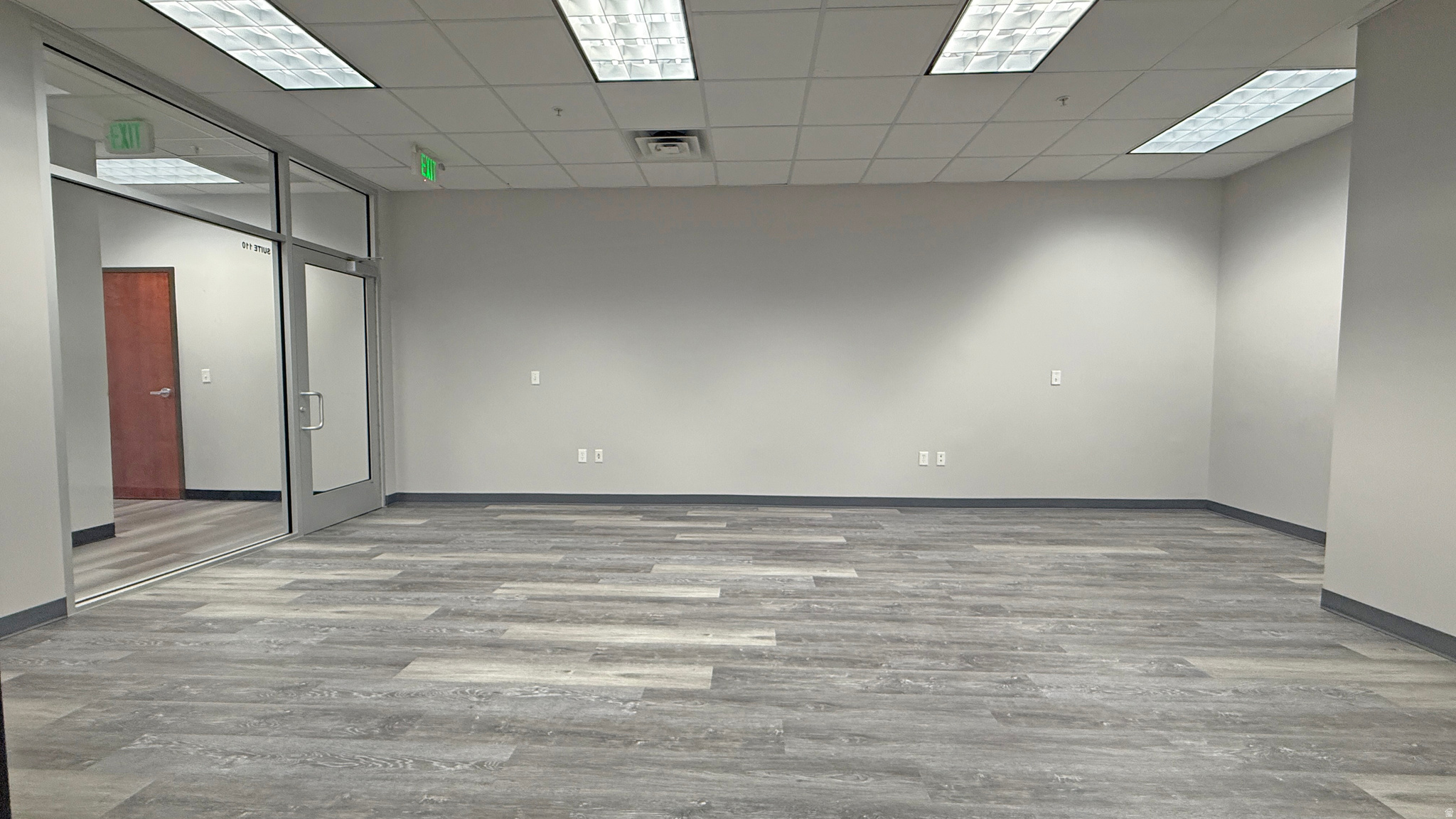 BAXTER PARK - Commercial Lease