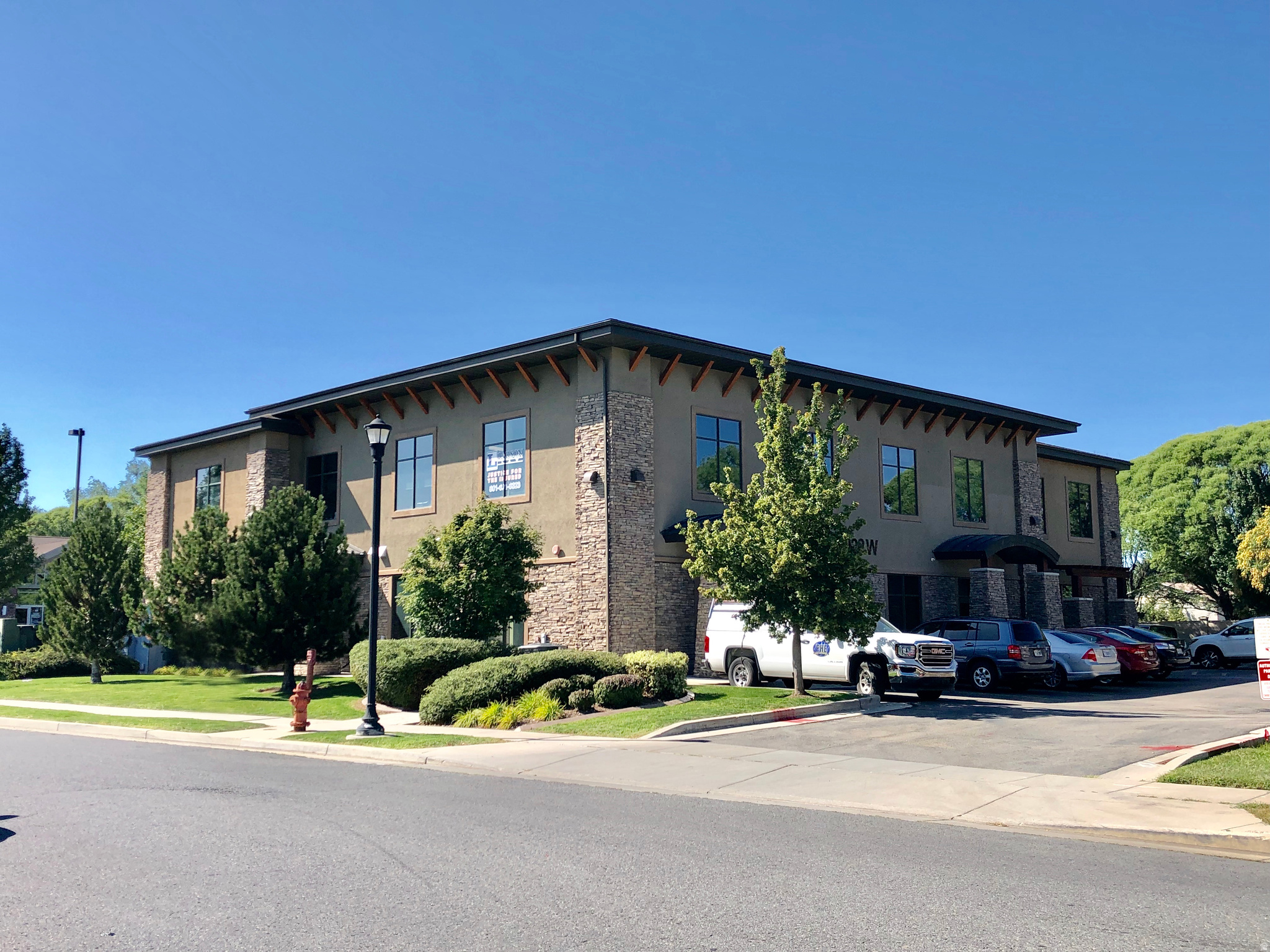 BAXTER PARK - Commercial Lease