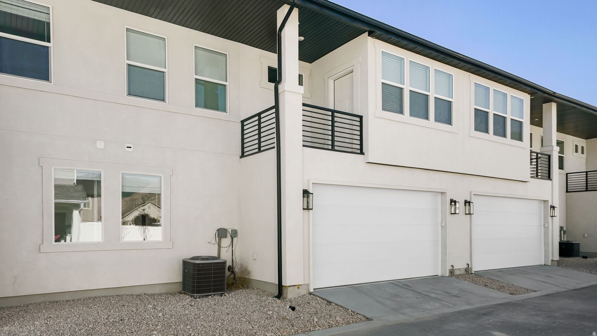 WESTFIELD CENTRAL - Residential