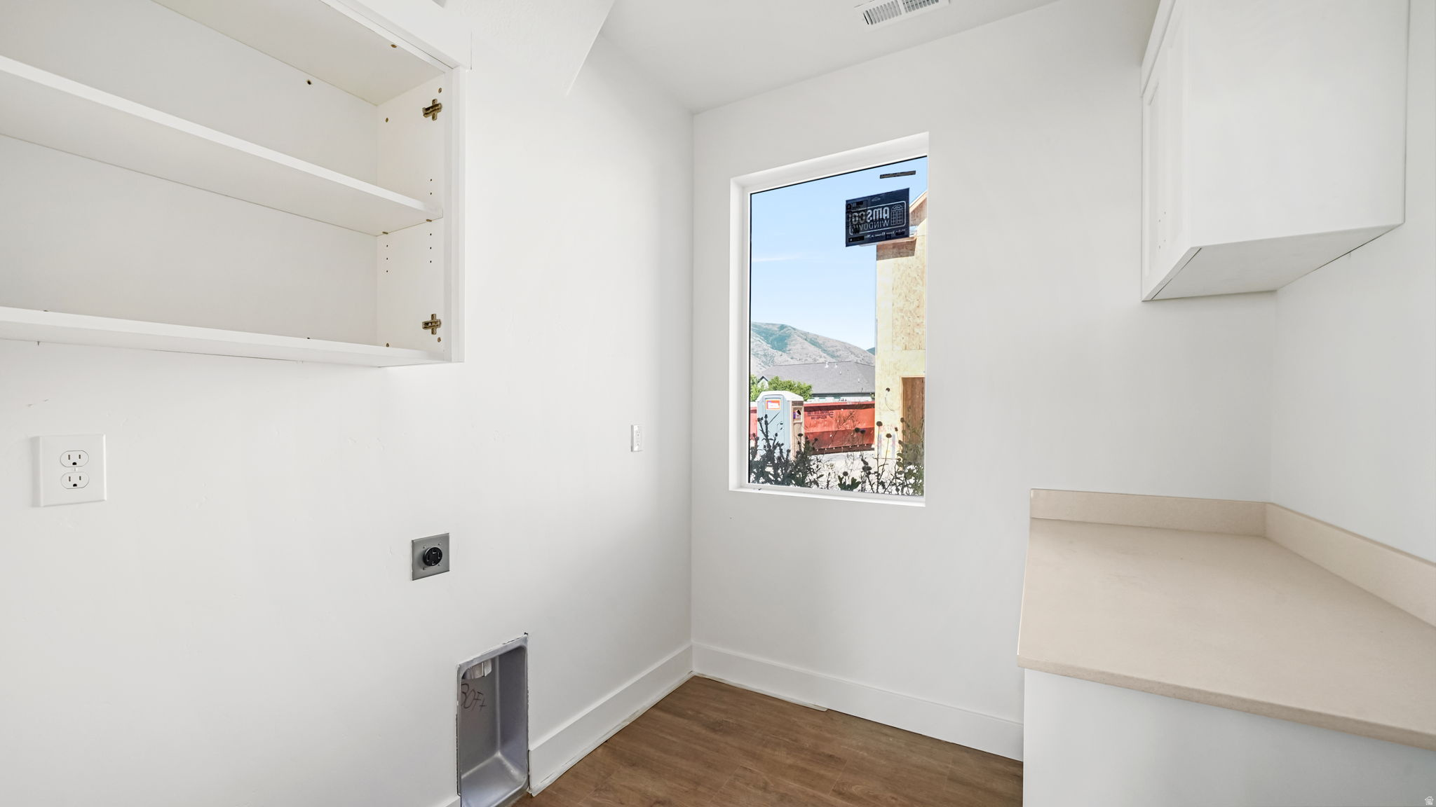 WESTFIELD CENTRAL - Residential