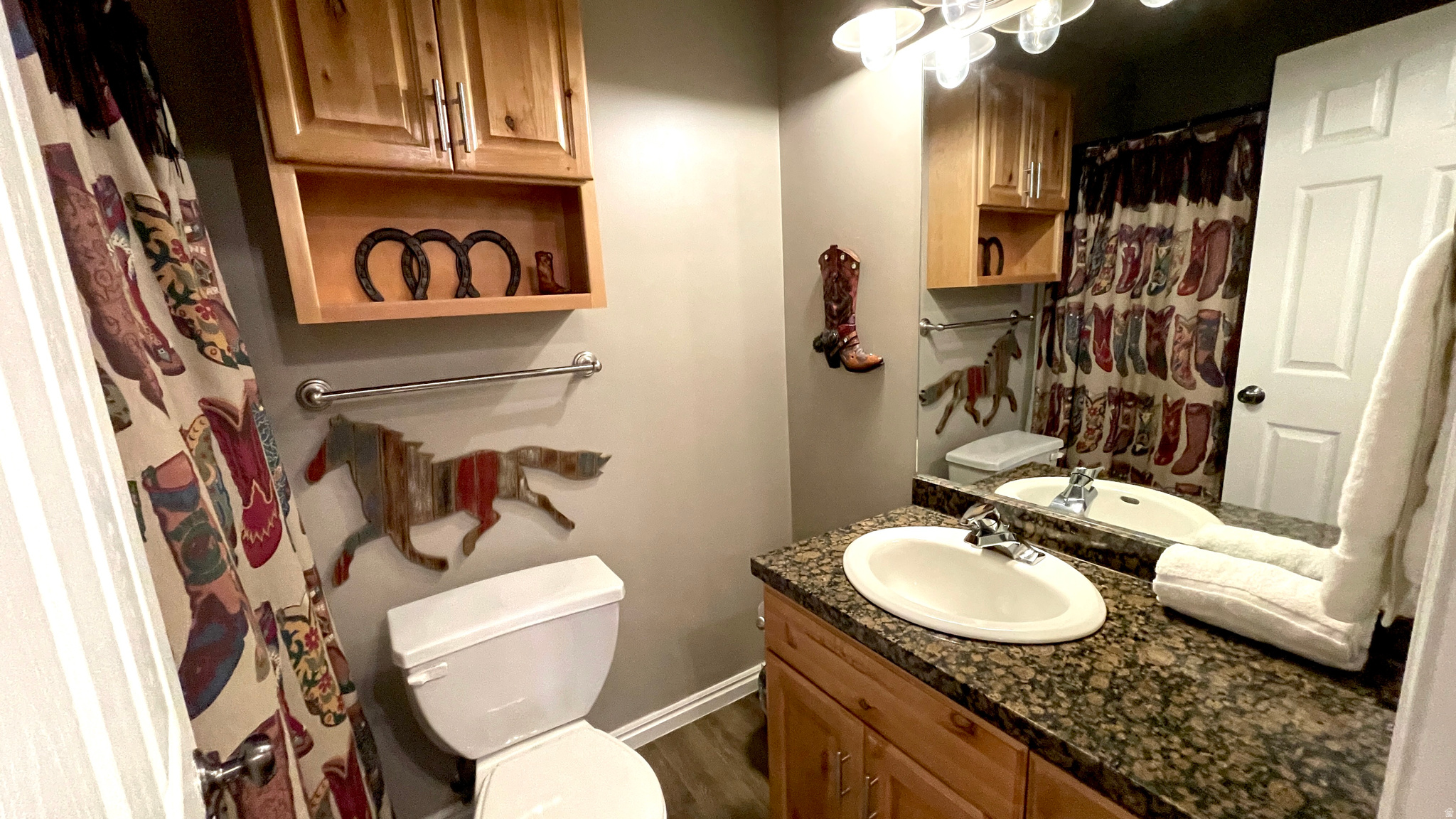 MOOSE HOLLOW CONDOMINIUM PHASE 3 - Residential