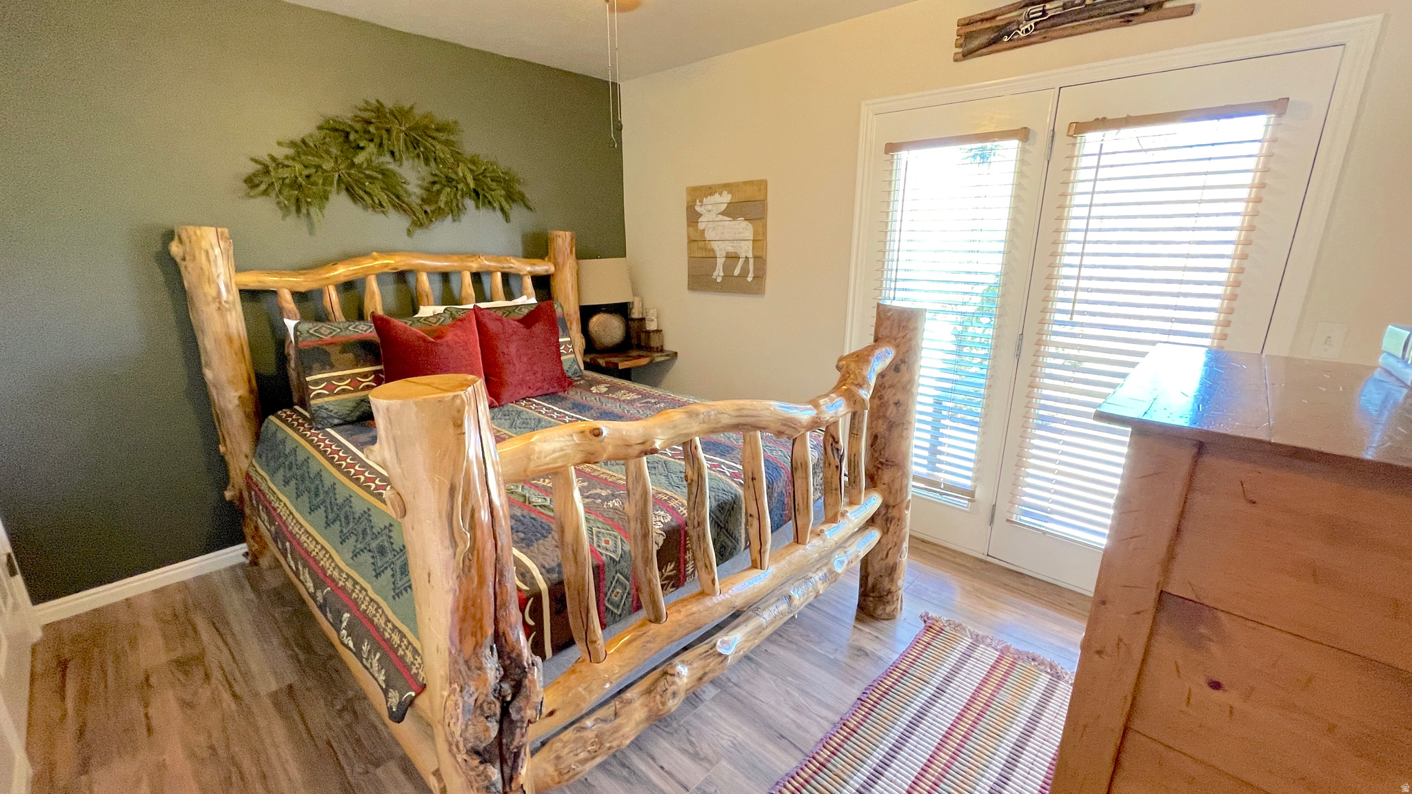 MOOSE HOLLOW CONDOMINIUM PHASE 3 - Residential