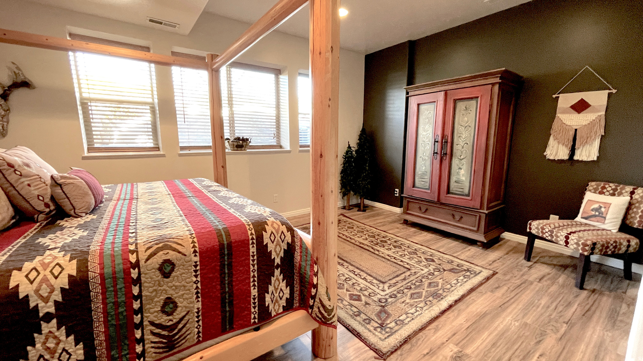 MOOSE HOLLOW CONDOMINIUM PHASE 3 - Residential