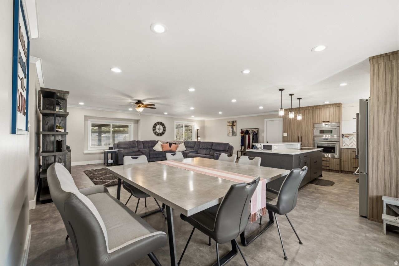 MEADOW PARK #10 - Residential