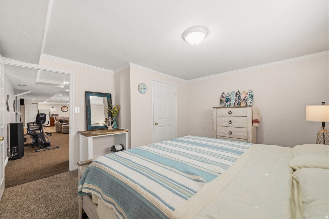 MEADOW PARK #10 - Residential