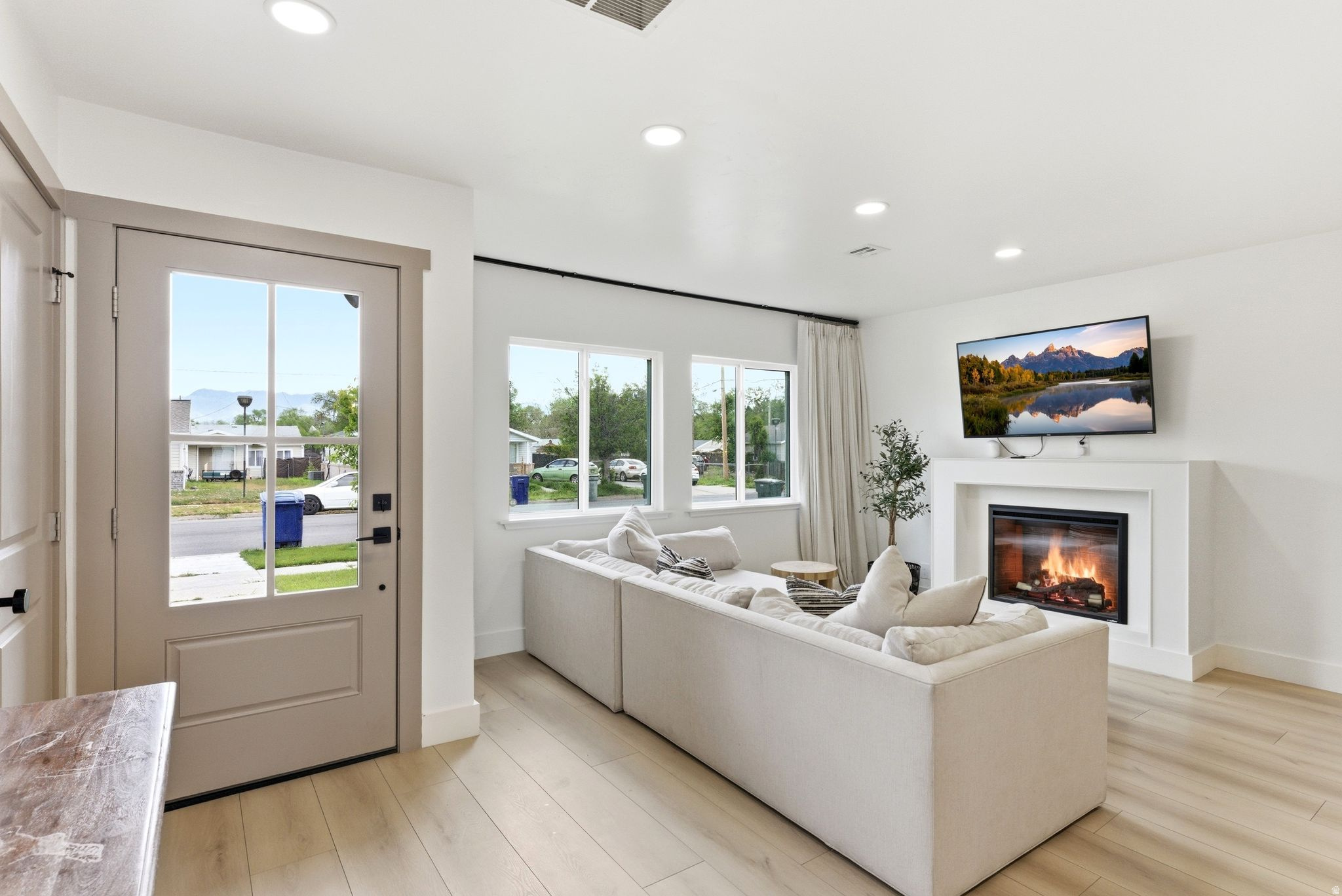GLENDALE ADD SUB - Residential