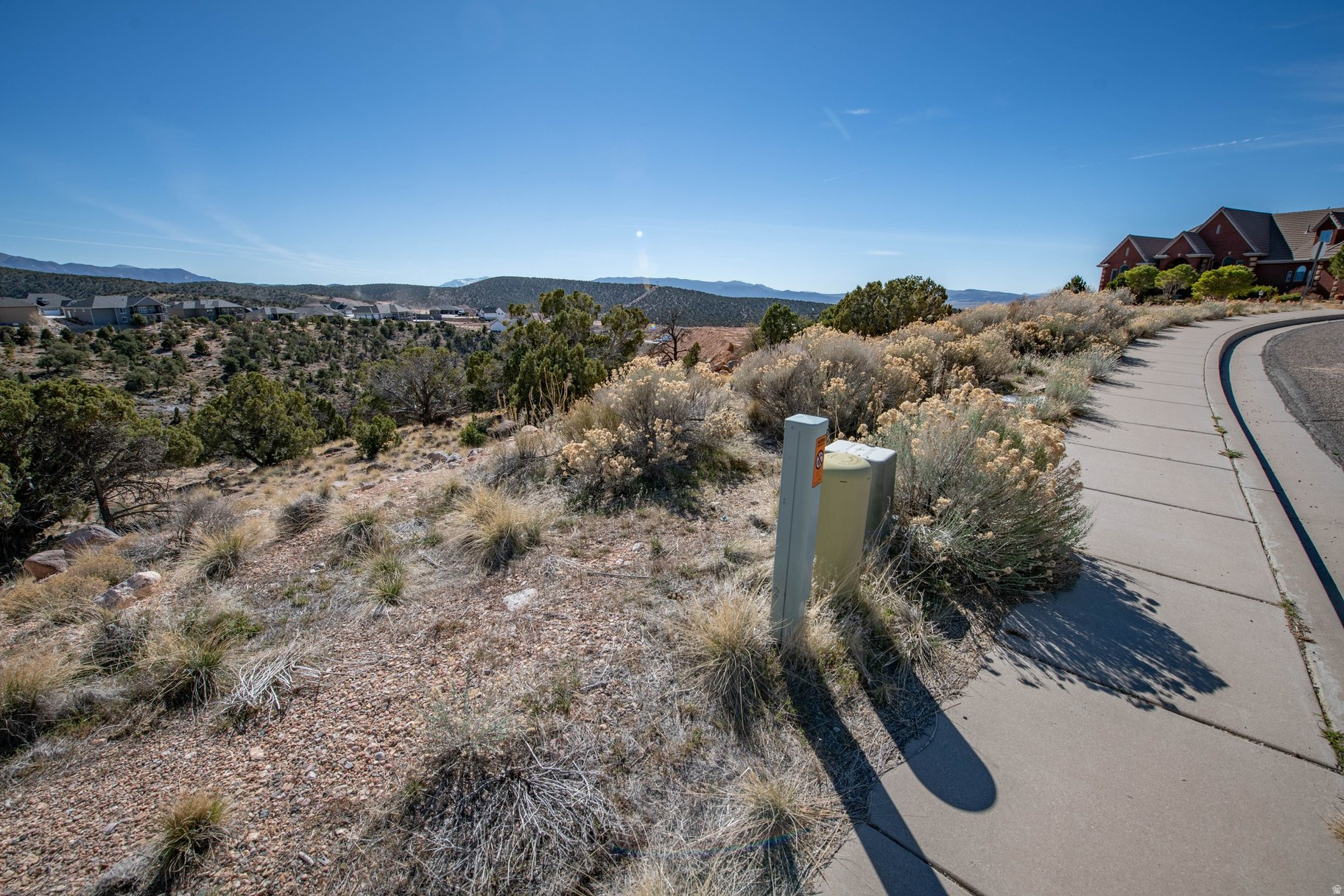 CARMEL CANYON ESTATES - Land