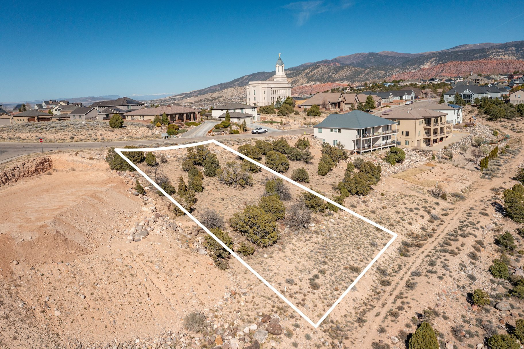 CARMEL CANYON ESTATES - Land