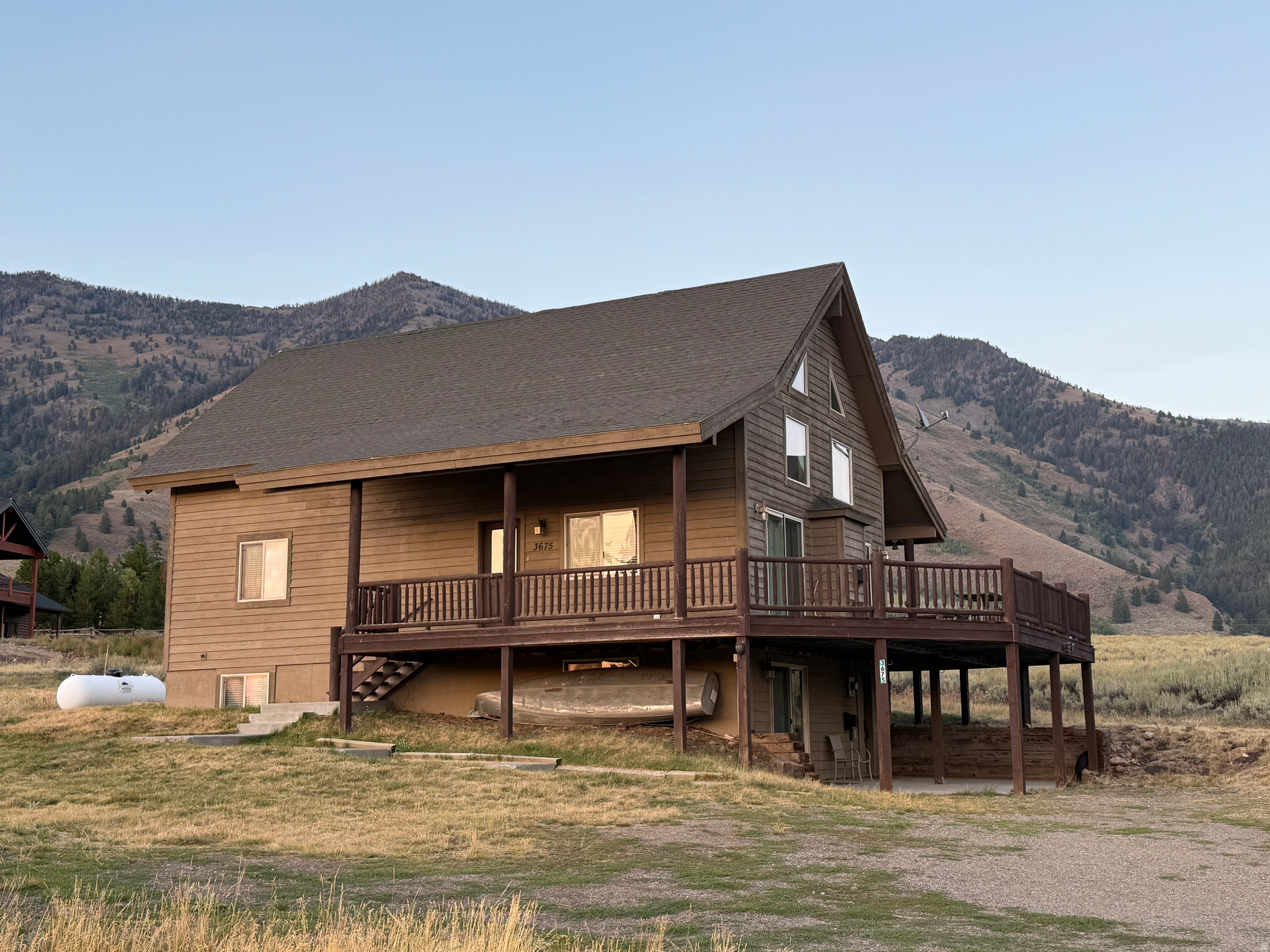 YELLOWSTONE ACRES - Residential