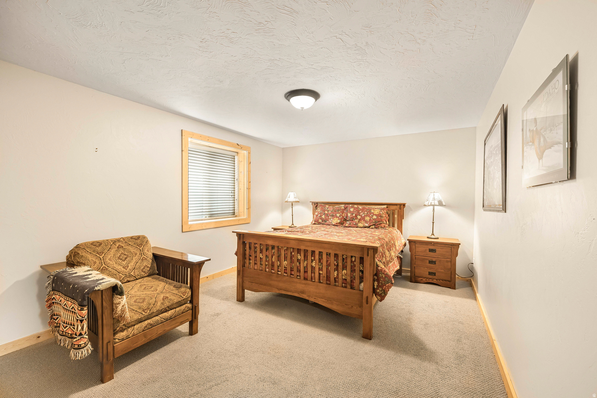 YELLOWSTONE ACRES - Residential
