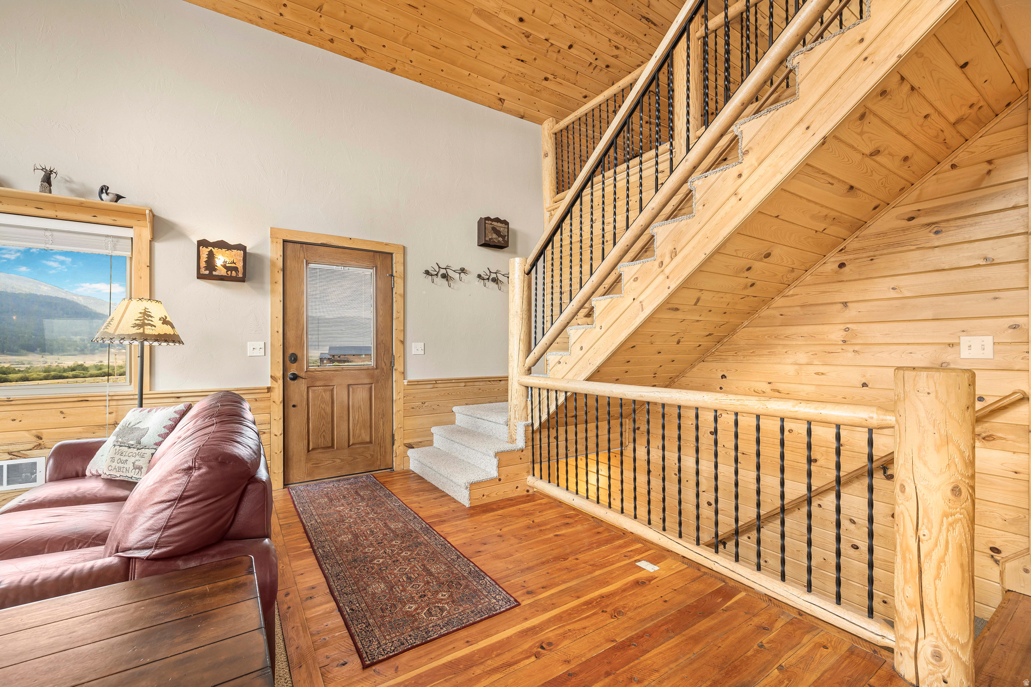 YELLOWSTONE ACRES - Residential