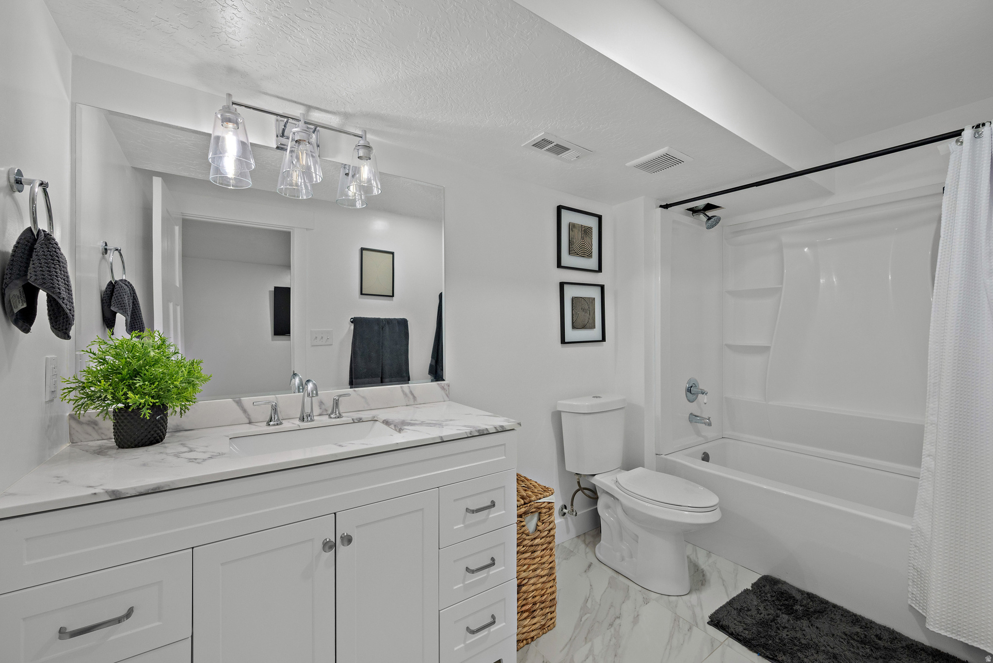 MOUNTAIN RIDGE - Residential