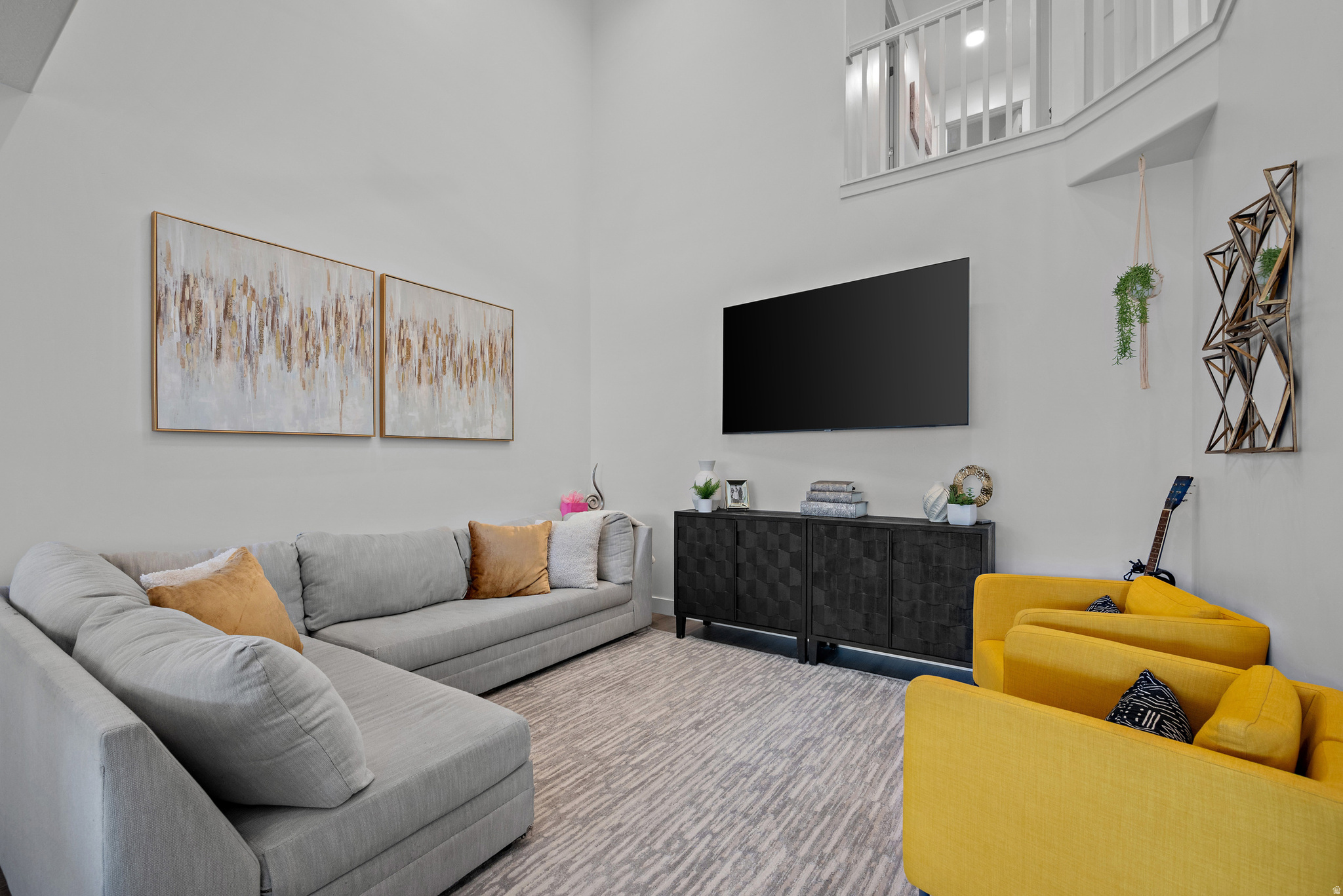MOUNTAIN RIDGE - Residential