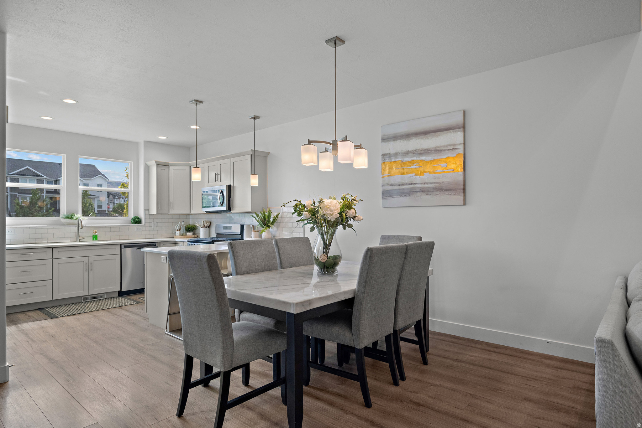 MOUNTAIN RIDGE - Residential
