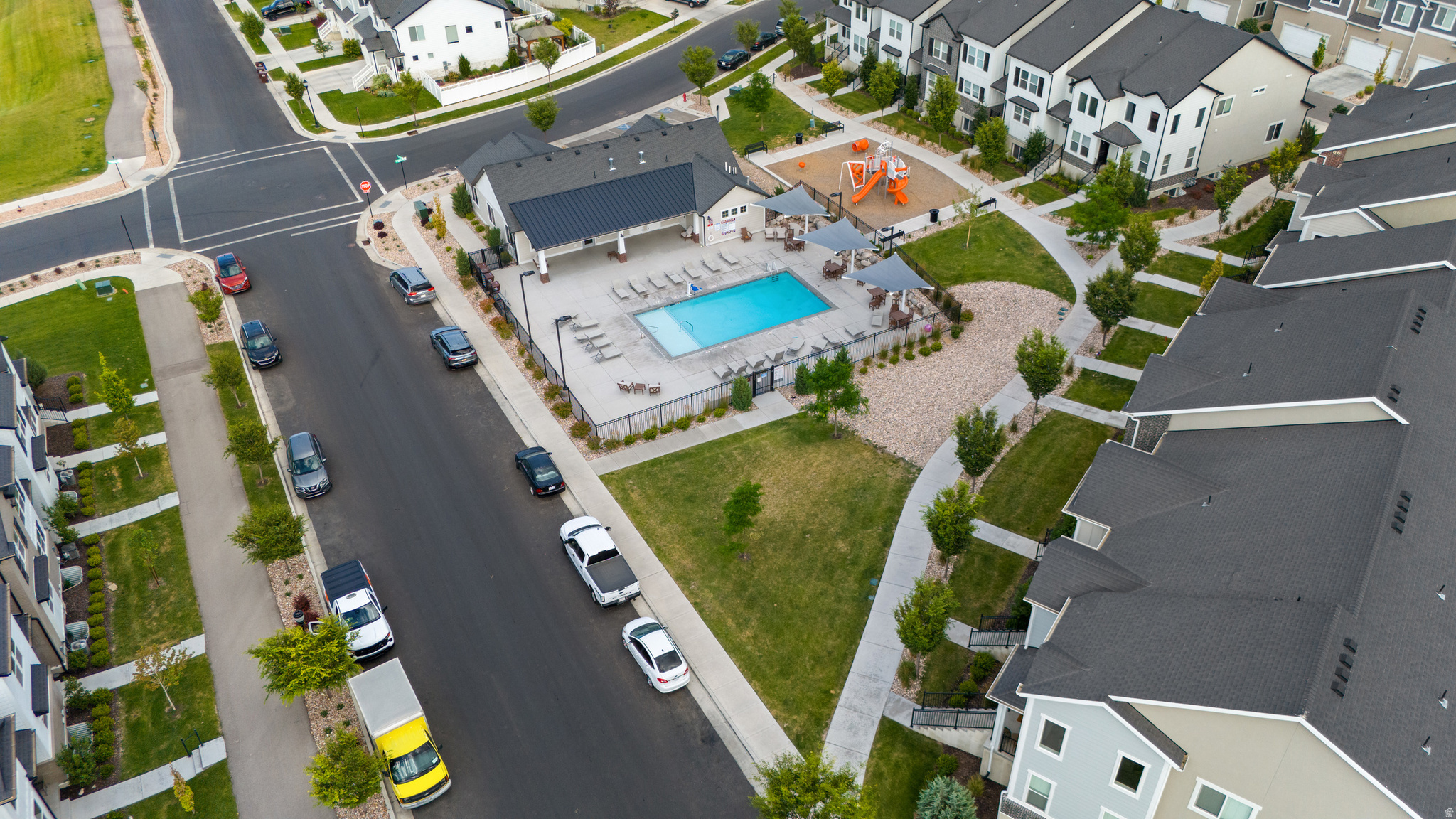 MOUNTAIN RIDGE - Residential