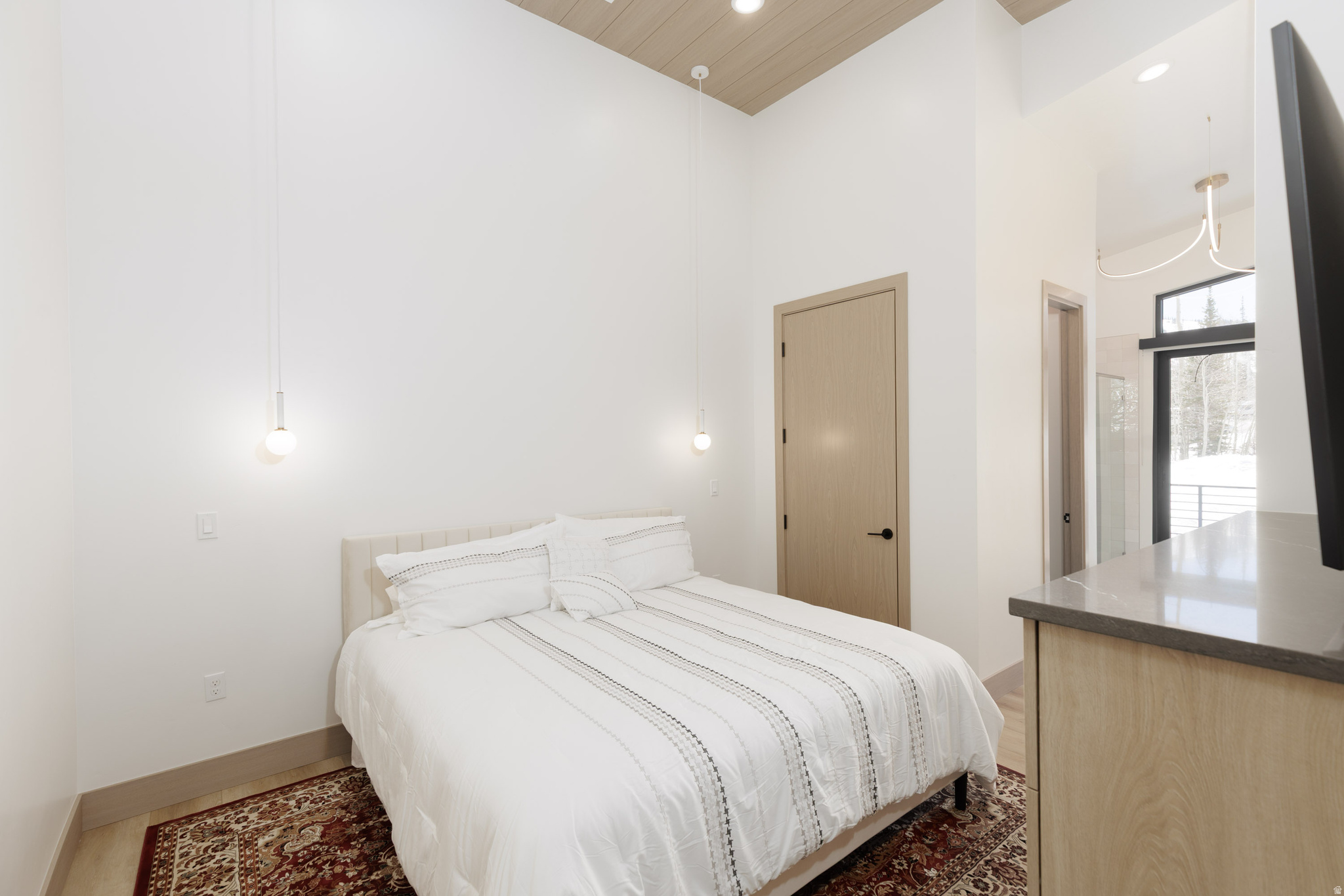 ELEVATE VILLAS - Residential