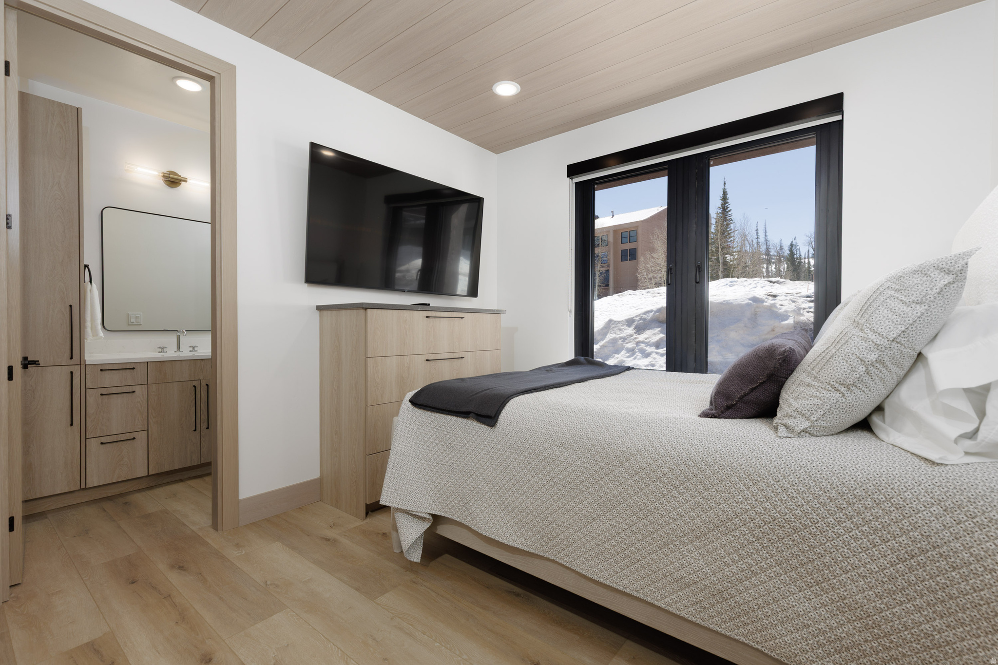 ELEVATE VILLAS - Residential