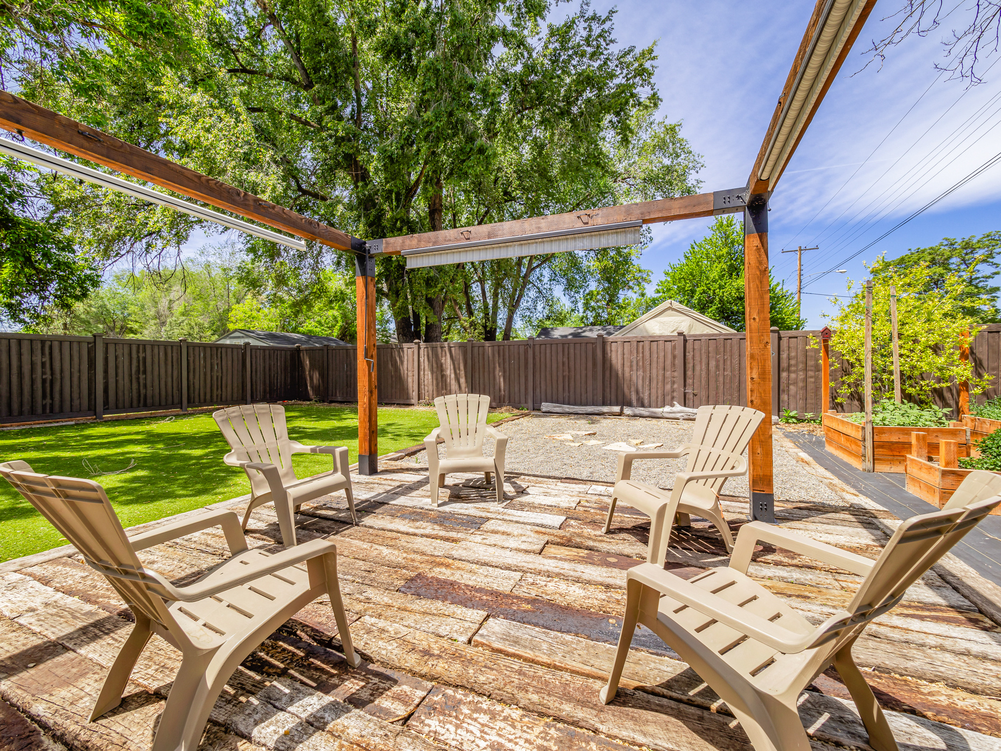 SUNNY RIDGE - Residential