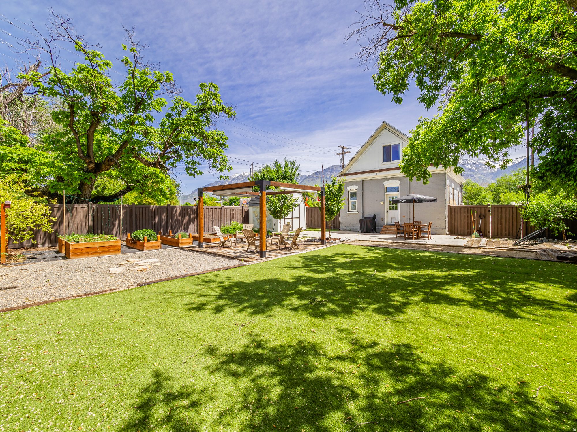 SUNNY RIDGE - Residential