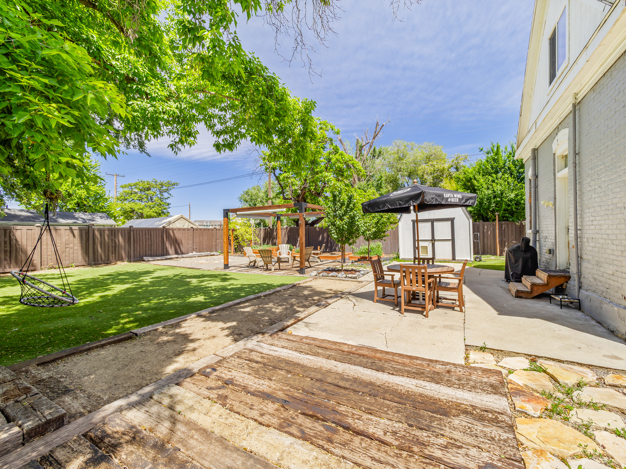 SUNNY RIDGE - Residential