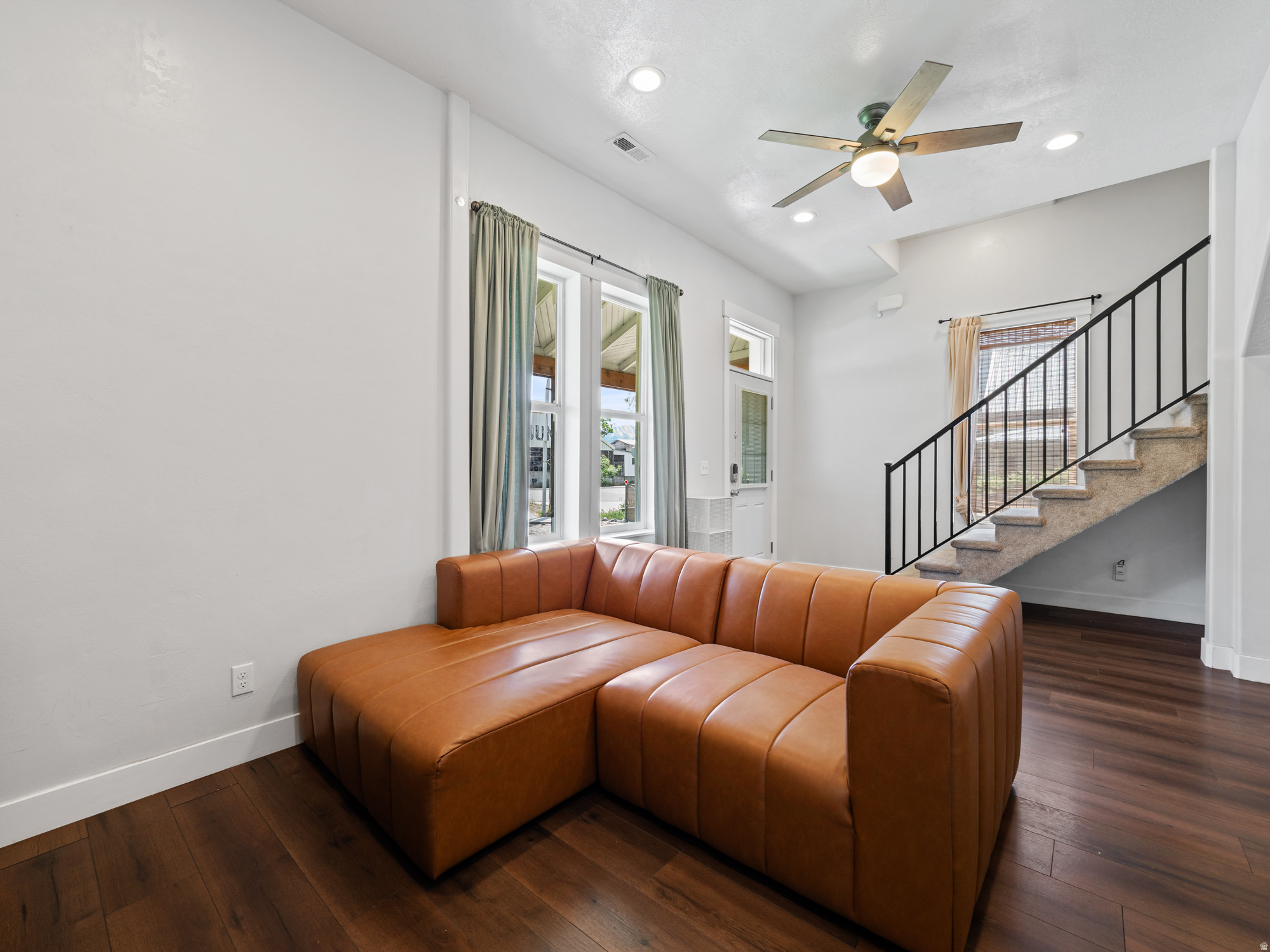 SUNNY RIDGE - Residential