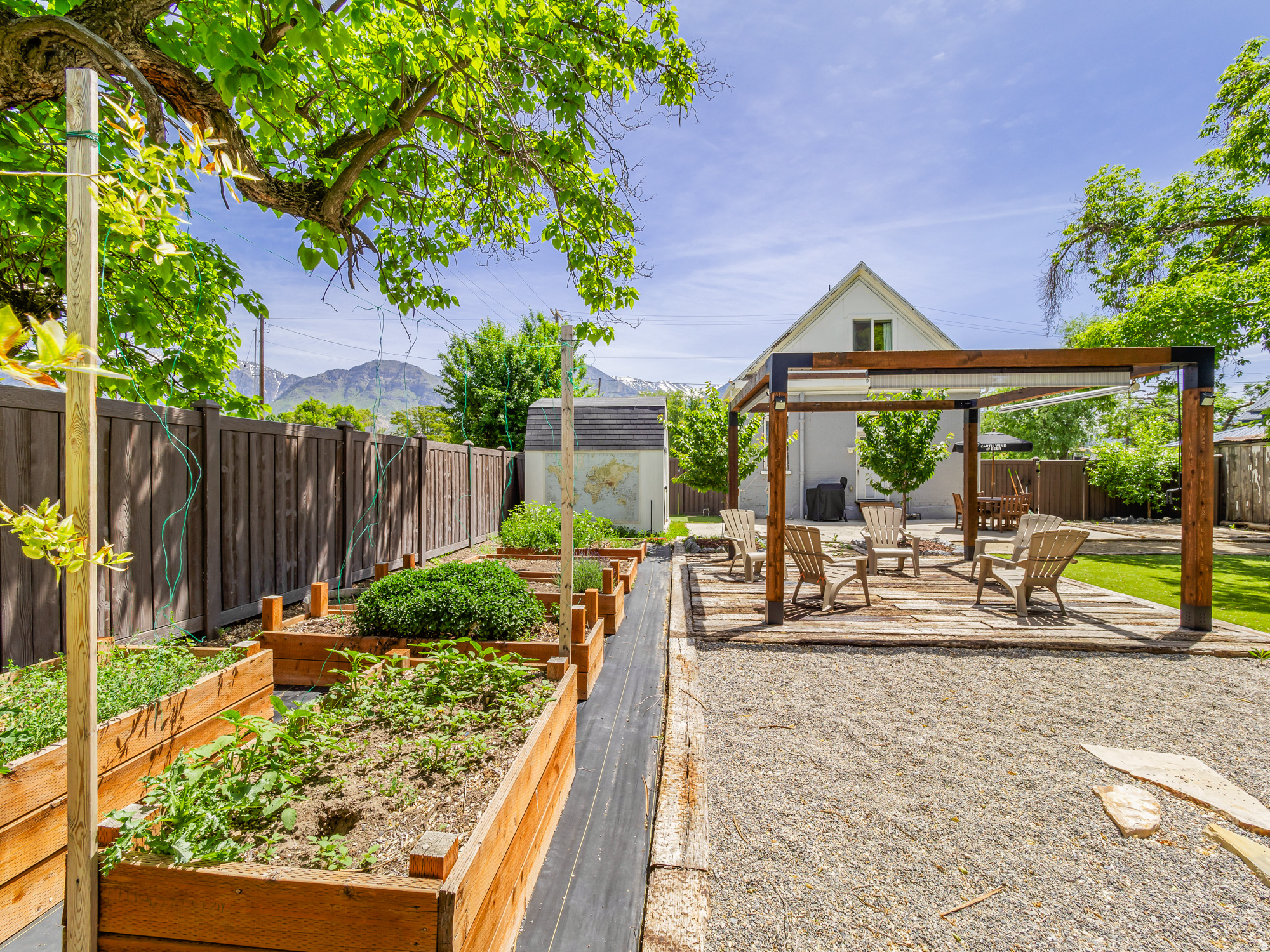SUNNY RIDGE - Residential