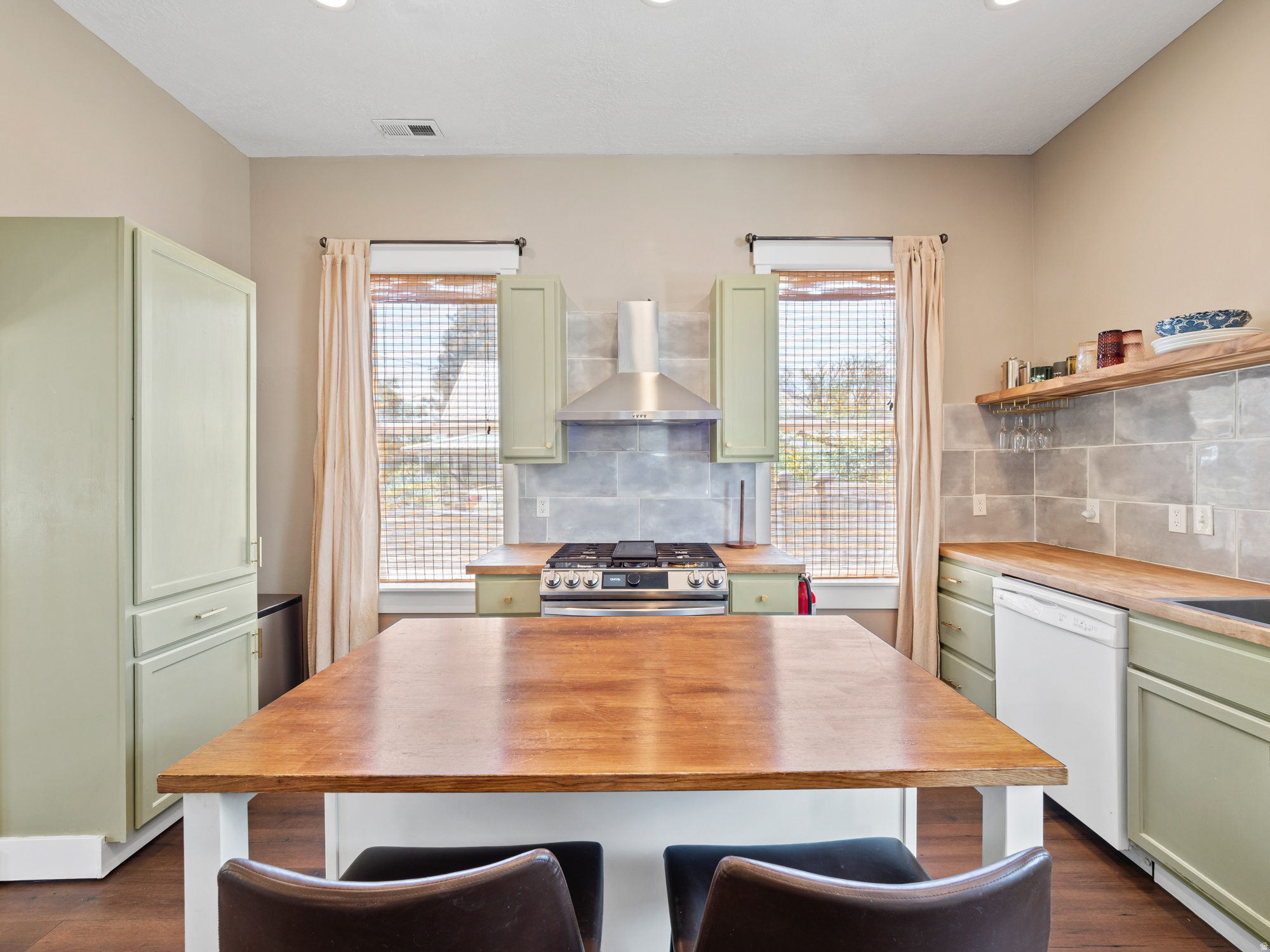 SUNNY RIDGE - Residential