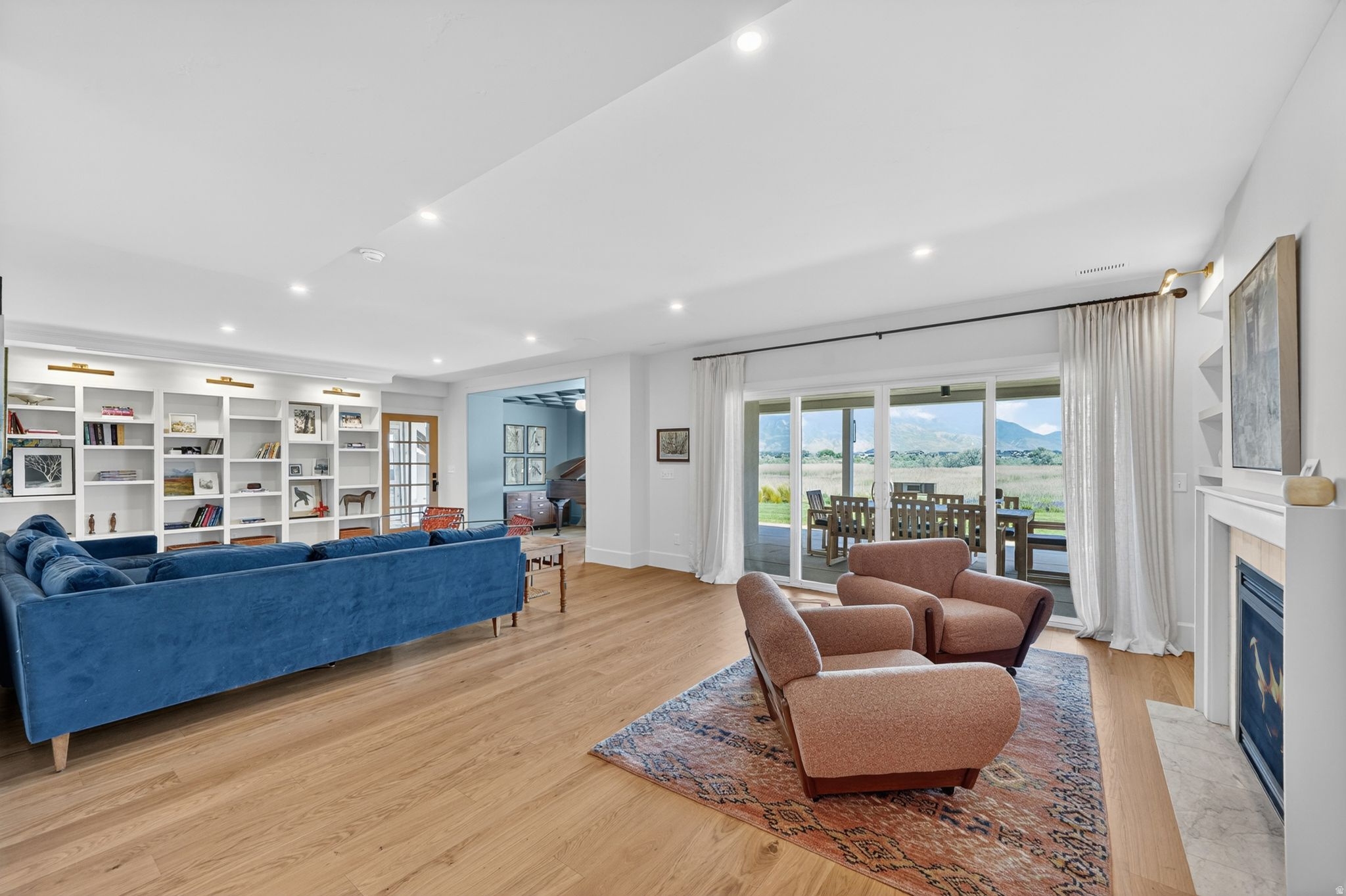 SPRING RANCH - Residential