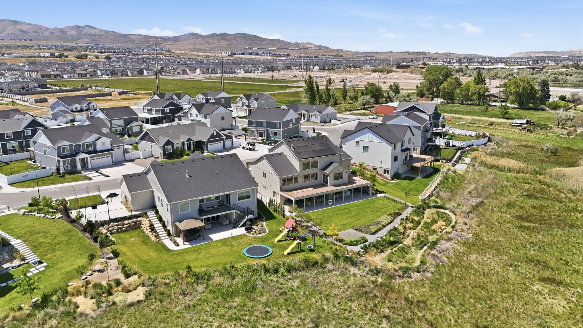 SPRING RANCH - Residential