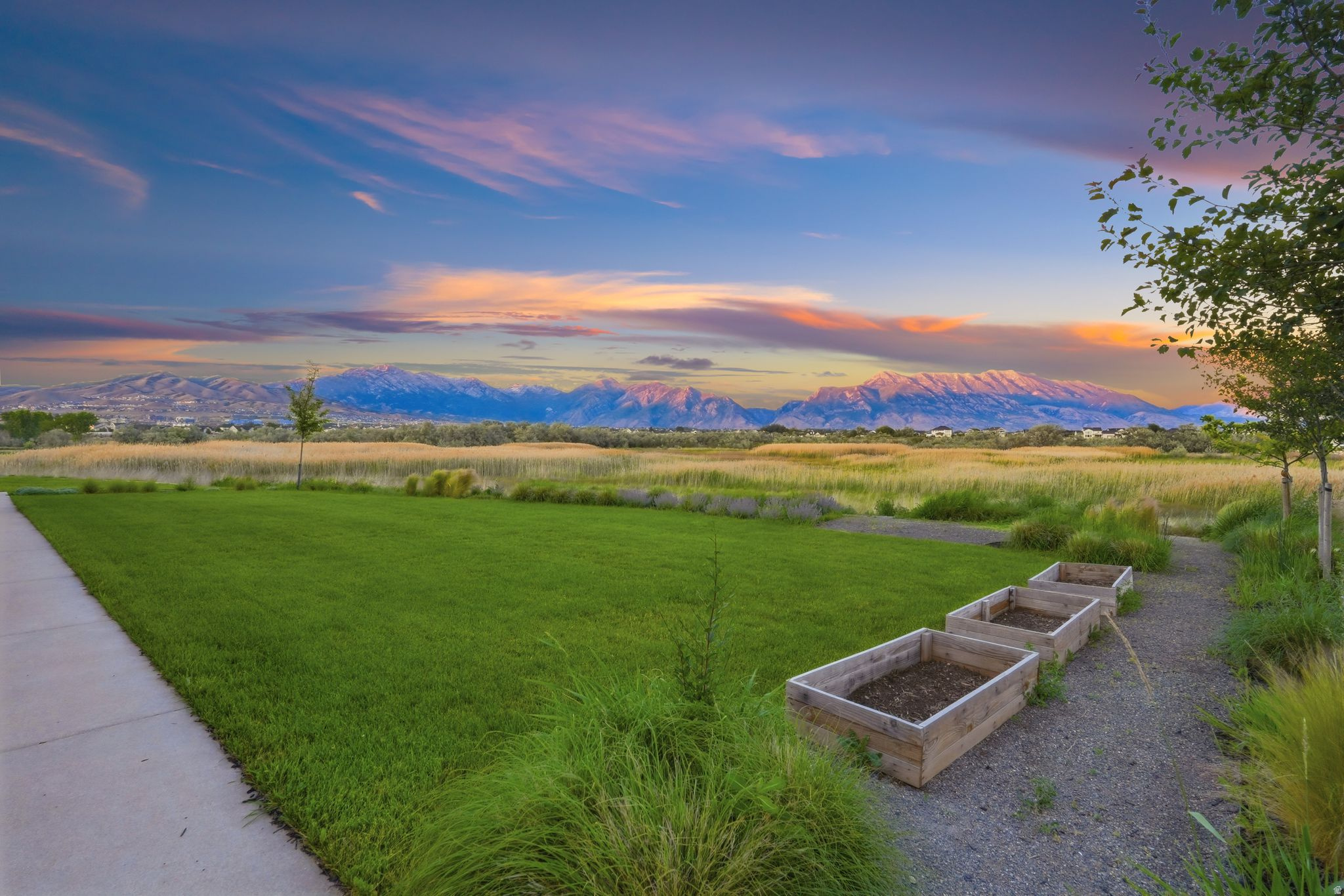 SPRING RANCH - Residential