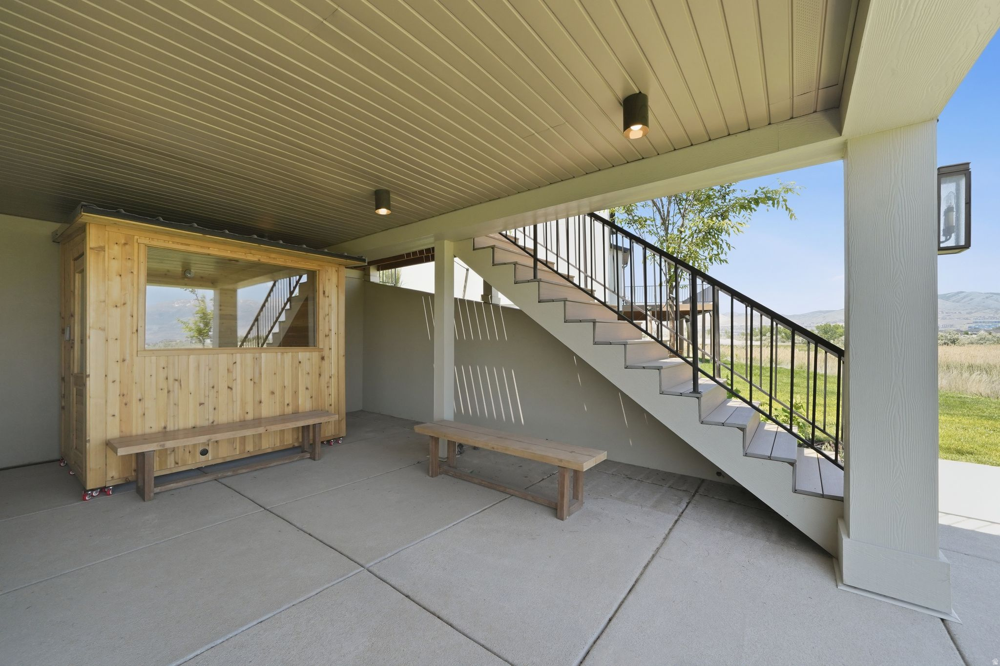 SPRING RANCH - Residential
