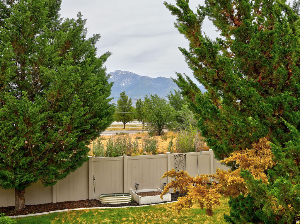 AUTUMN VIEW - Residential