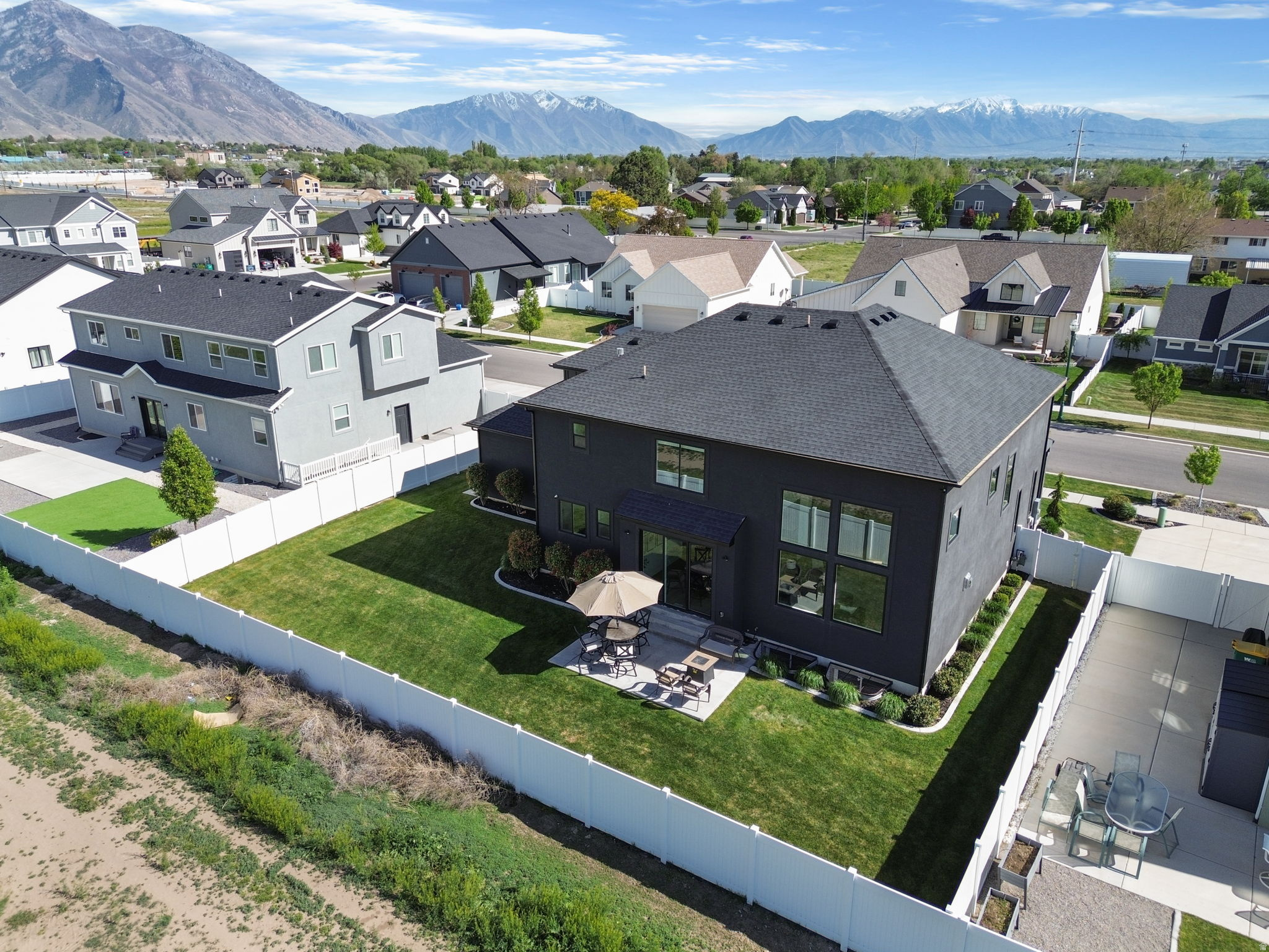 PAYTON CROSSING - Residential