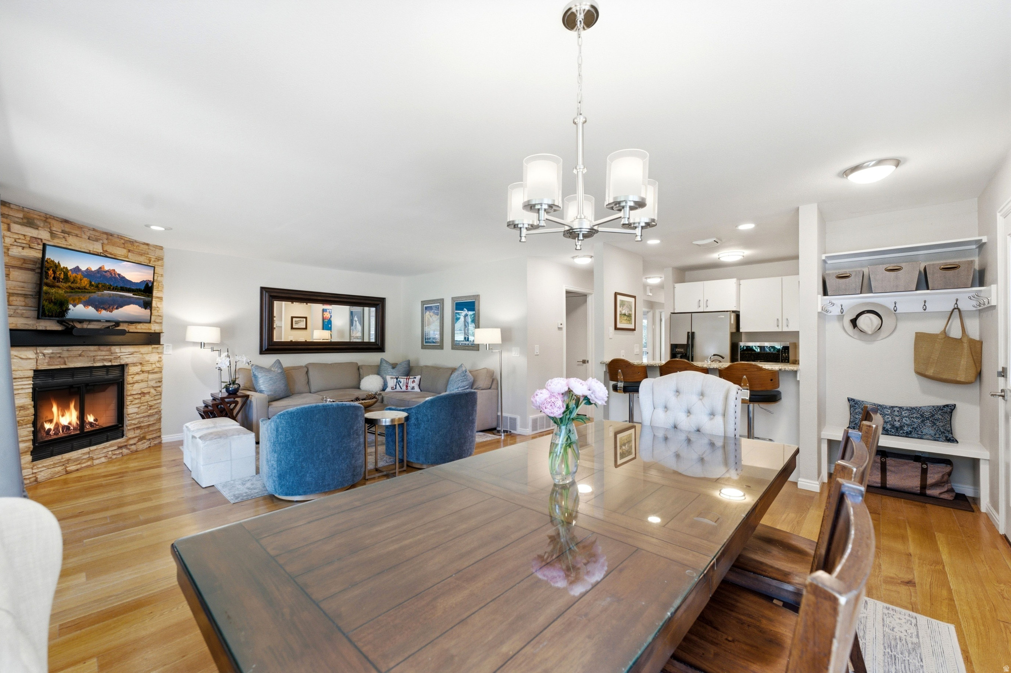 WINDRIFT CONDOMINIUM - Residential