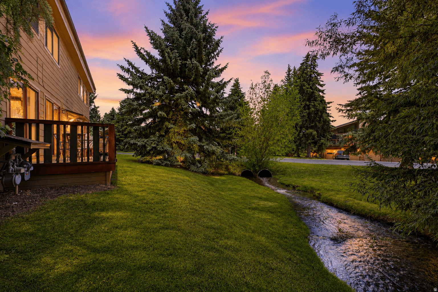 WINDRIFT CONDOMINIUM - Residential
