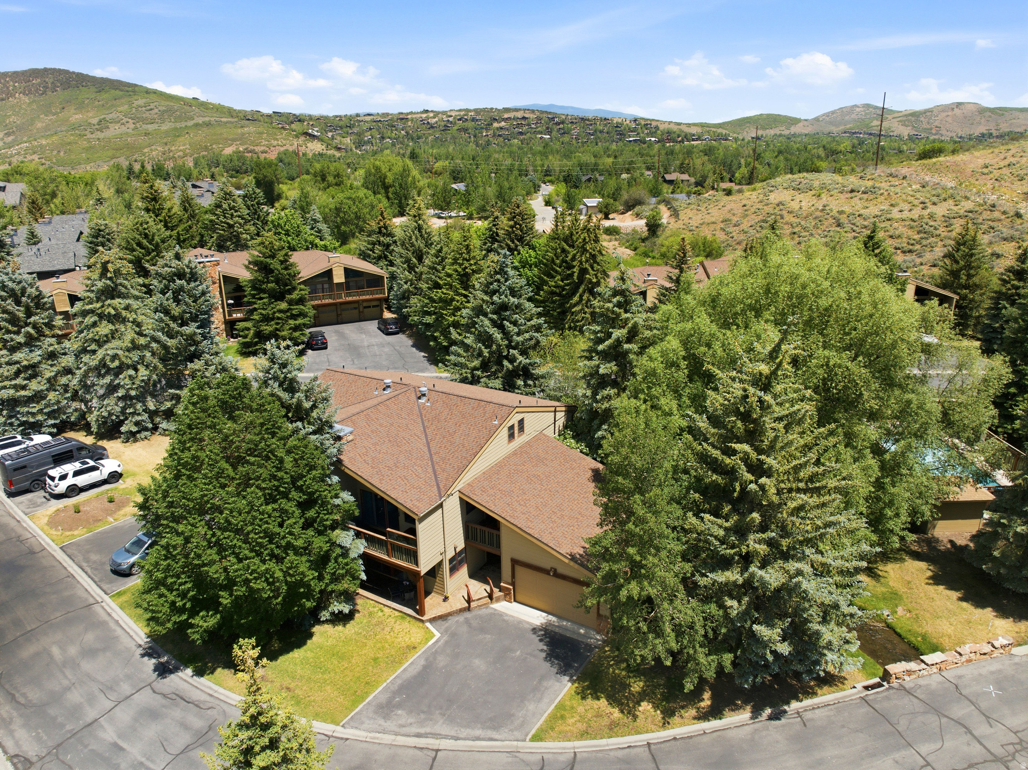 WINDRIFT CONDOMINIUM - Residential