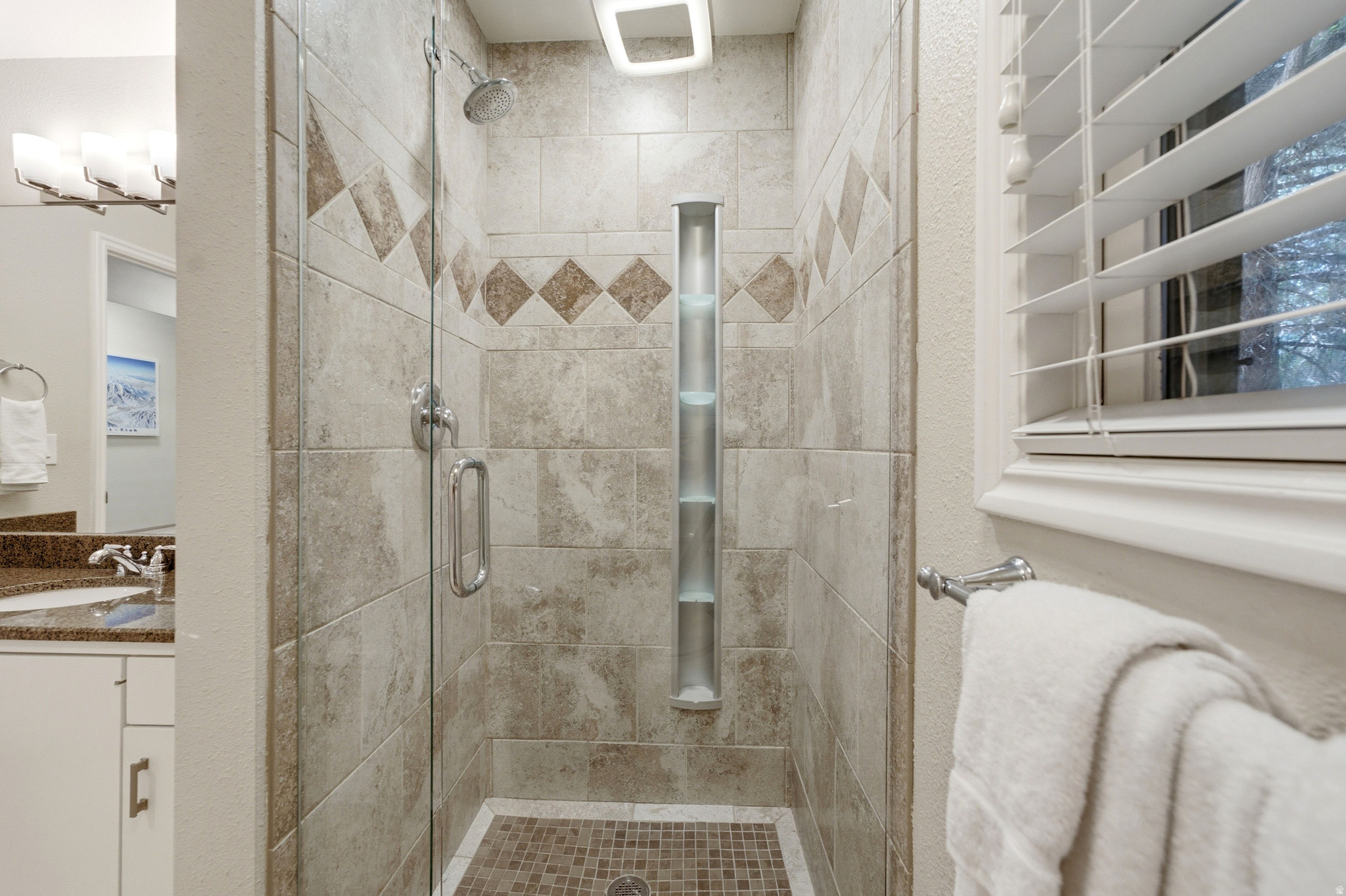 WINDRIFT CONDOMINIUM - Residential
