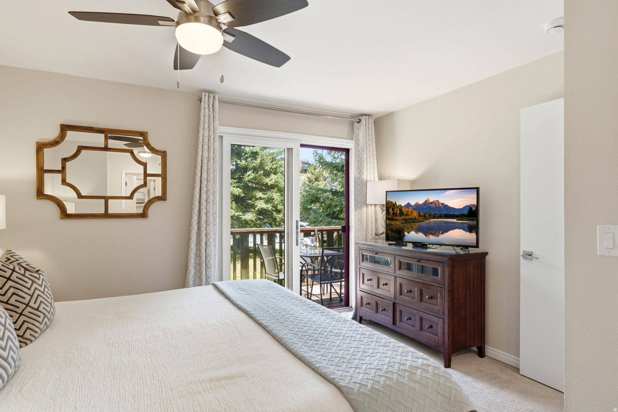 WINDRIFT CONDOMINIUM - Residential