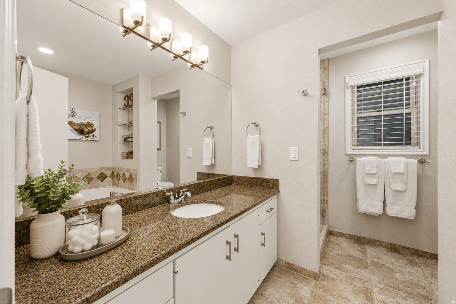 WINDRIFT CONDOMINIUM - Residential
