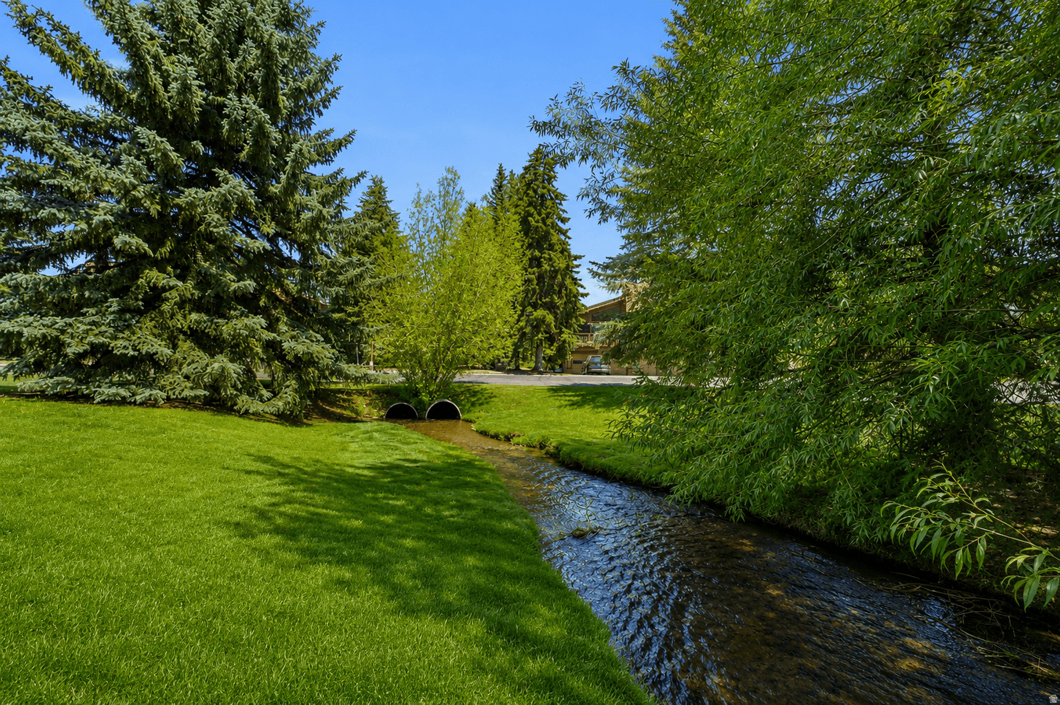WINDRIFT CONDOMINIUM - Residential